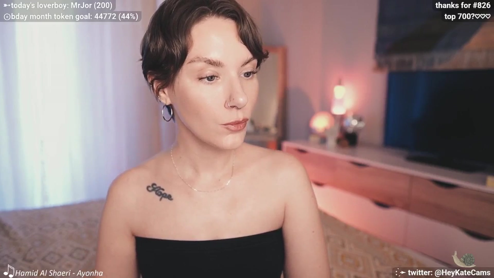Gallery image thumbnail from HeyKate's myfreecams stream on, 06/19/2025, 02:14 image 14 of 20