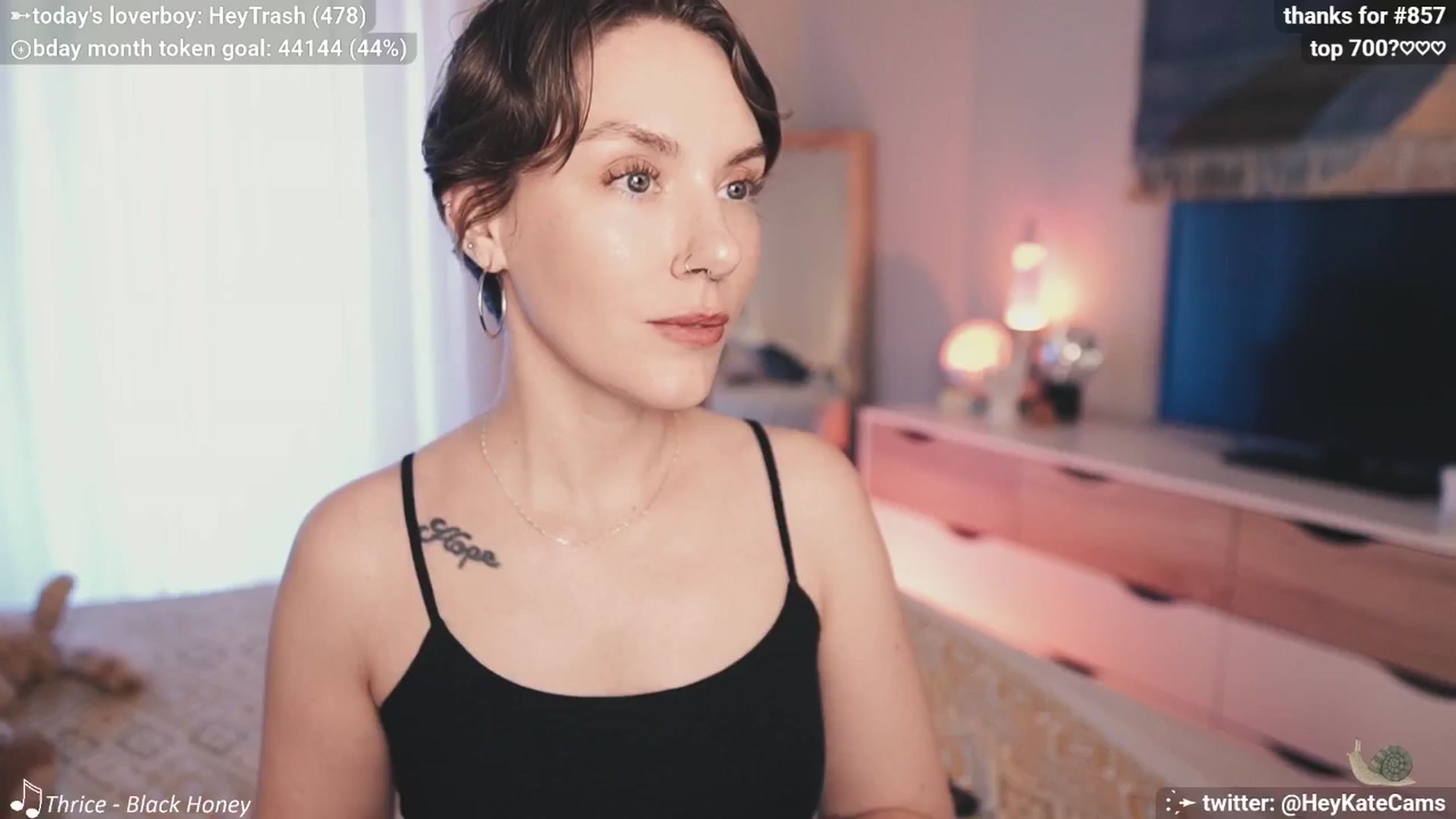 Gallery image thumbnail from HeyKate's myfreecams stream on, 06/20/2025, 03:54 image 7 of 20