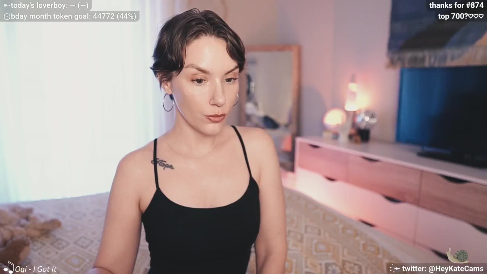 Gallery image thumbnail from HeyKate's myfreecams stream on, 06/20/2025, 03:54 image 3 of 20