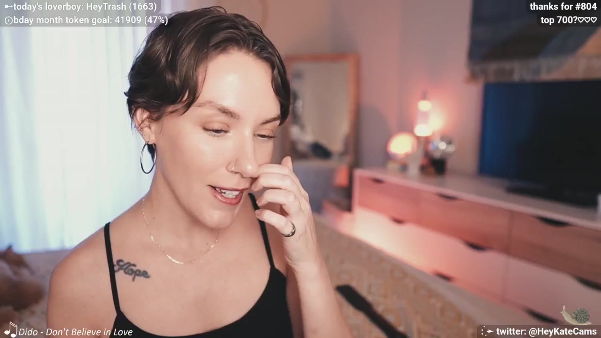 Gallery image thumbnail from HeyKate's myfreecams stream on, 06/20/2025, 03:54 image 10 of 20