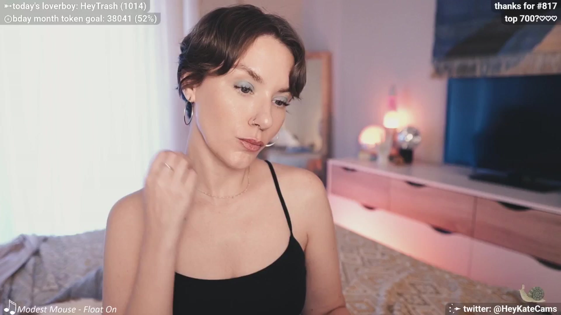 Gallery image thumbnail from HeyKate's myfreecams stream on, 06/22/2025, 02:21 image 3 of 20