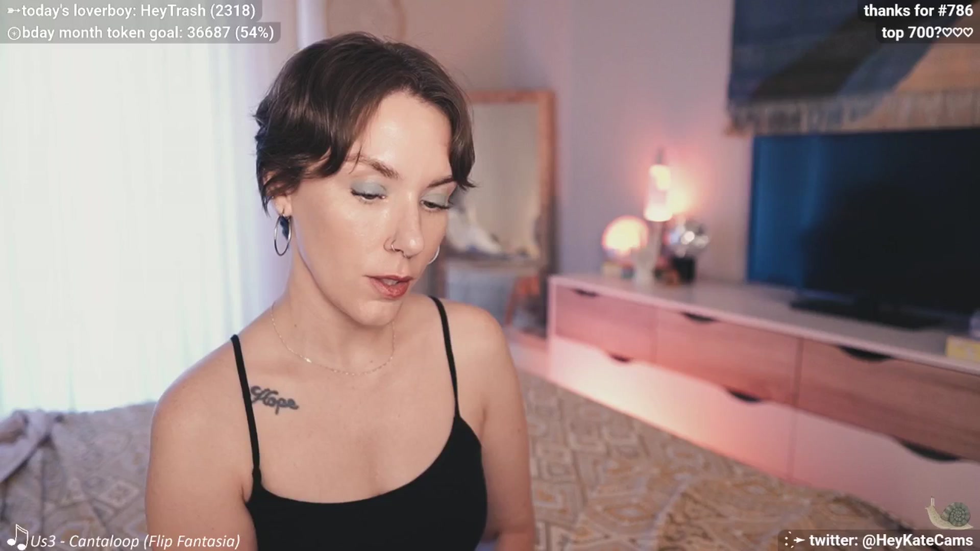 Gallery image thumbnail from HeyKate's myfreecams stream on, 06/22/2025, 02:21 image 10 of 20