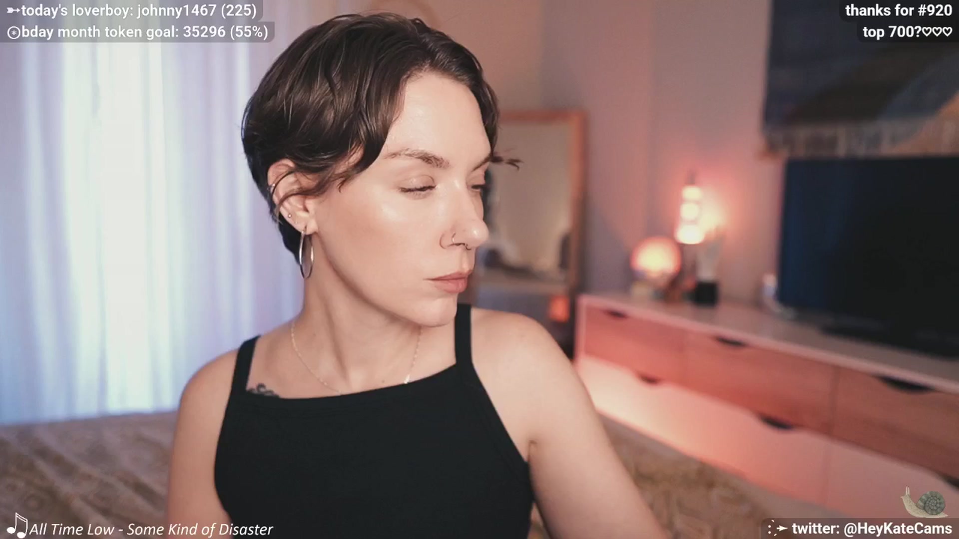Gallery image thumbnail from HeyKate's myfreecams stream on, 06/26/2025, 02:34 image 19 of 20