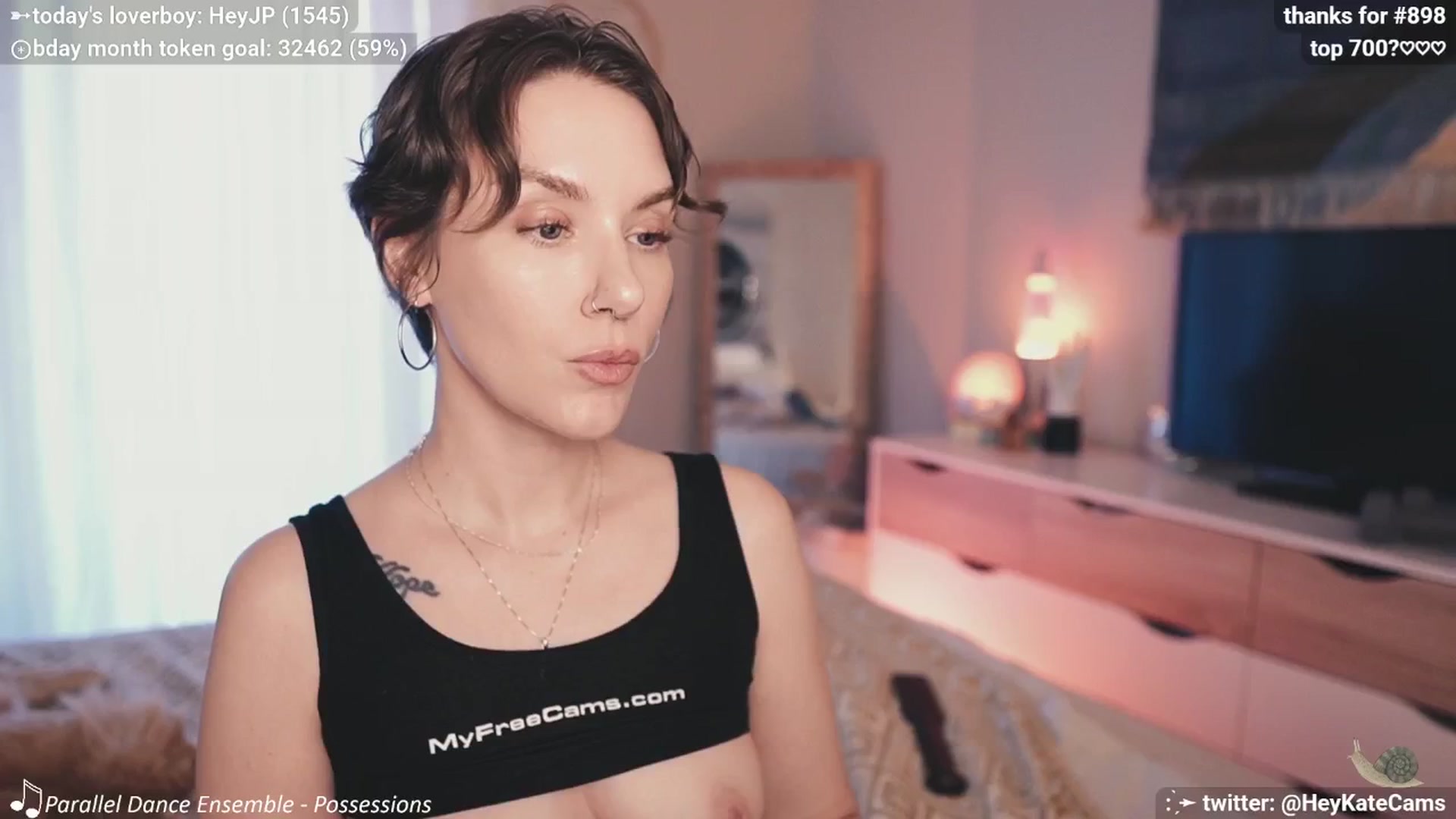 Gallery image thumbnail from HeyKate's myfreecams stream on, 06/27/2025, 02:41 image 12 of 20
