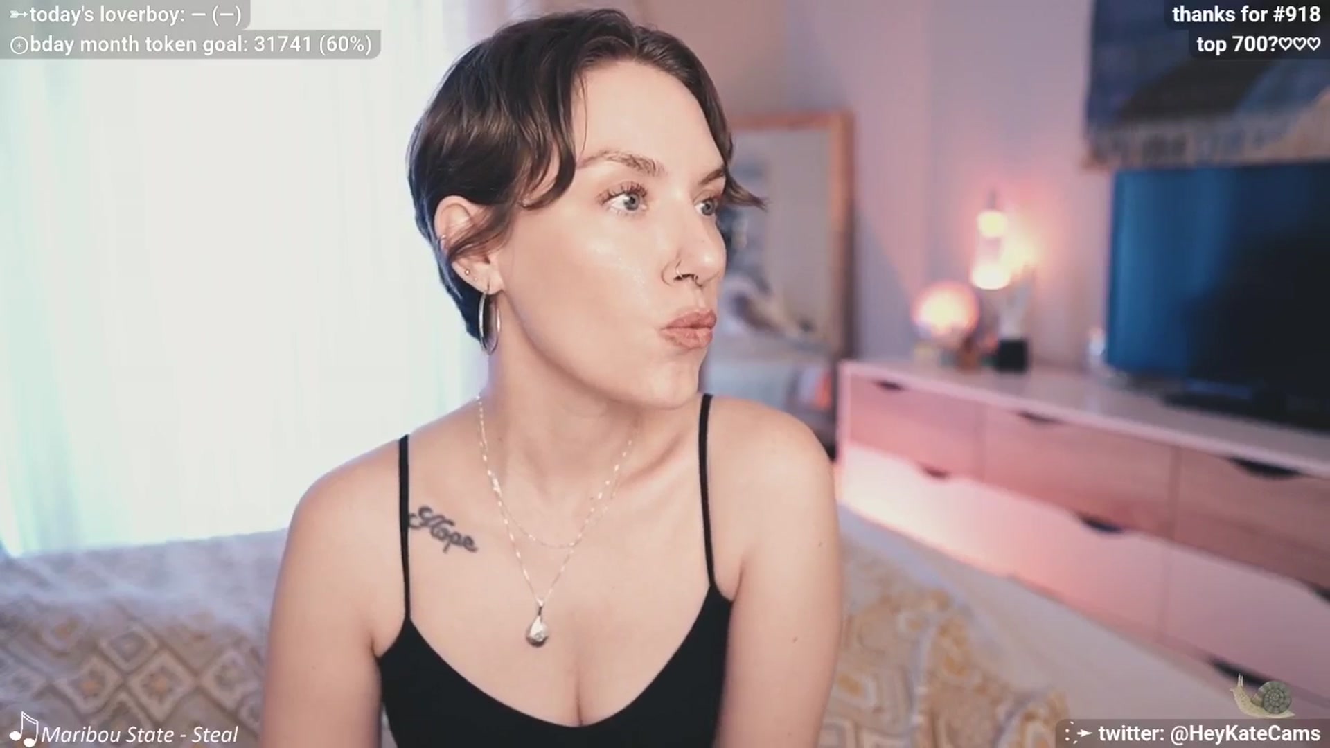 Gallery image thumbnail from HeyKate's myfreecams stream on, 06/28/2025, 03:10 image 3 of 20