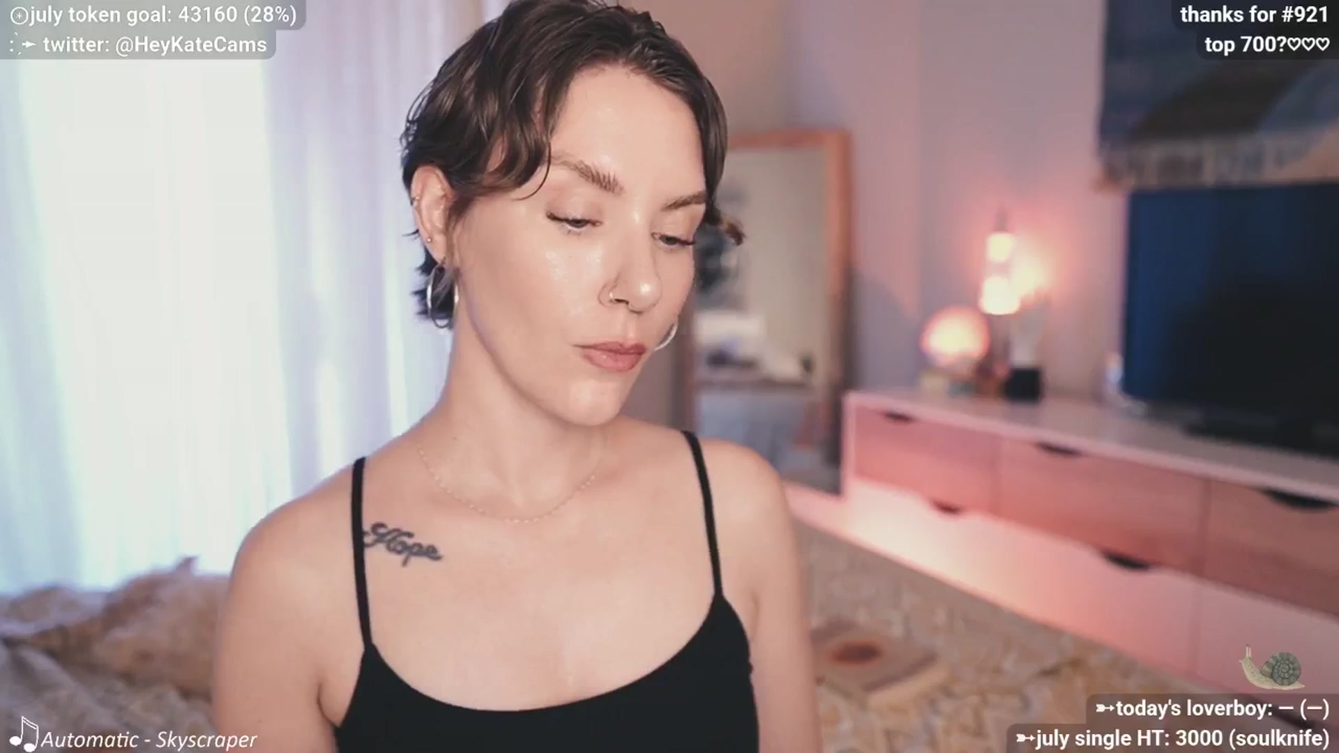 Gallery image thumbnail from HeyKate's myfreecams stream on, 07/11/2025, 24:52 image 15 of 20