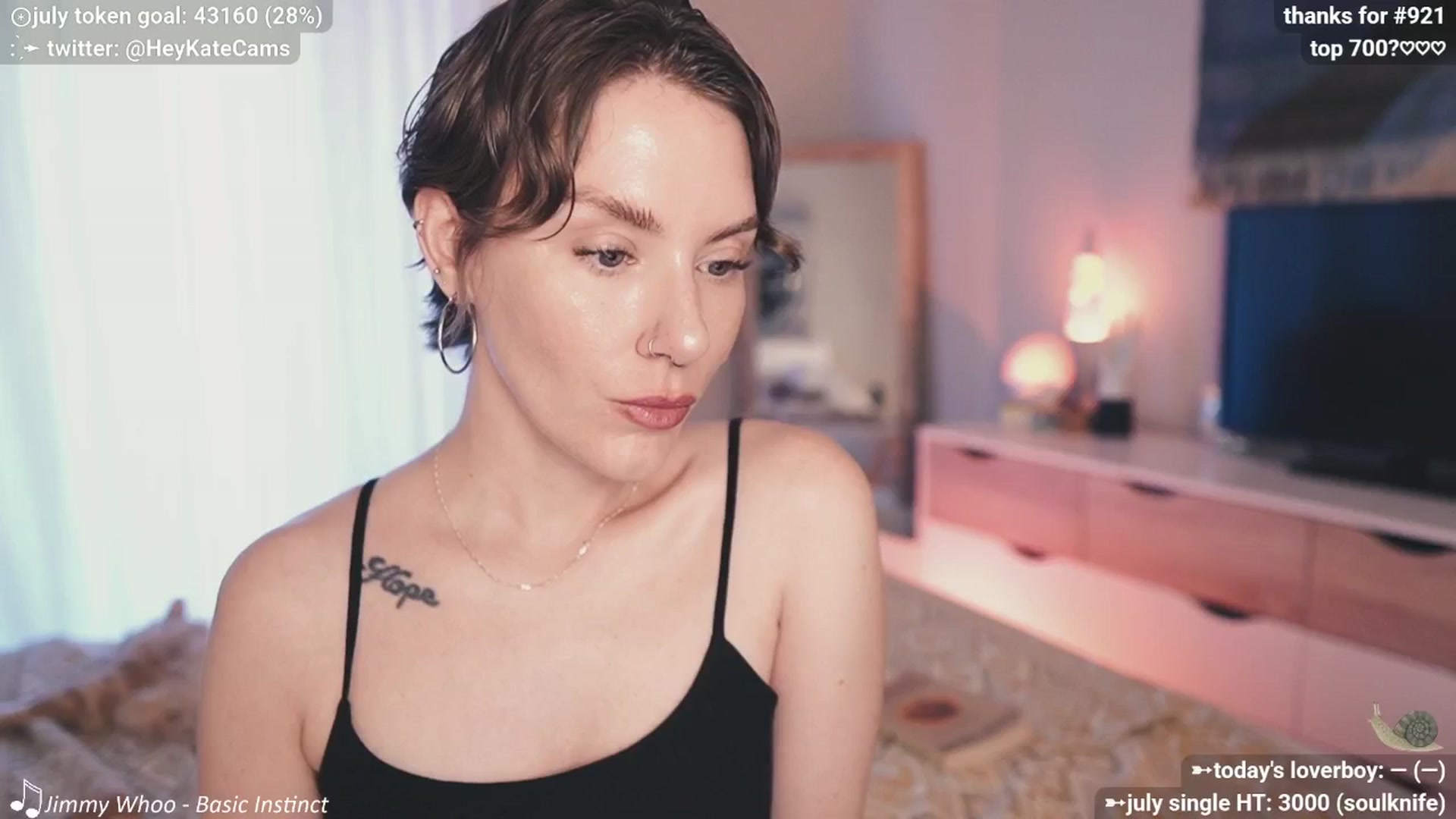 Gallery image thumbnail from HeyKate's myfreecams stream on, 07/11/2025, 24:54 image 16 of 20