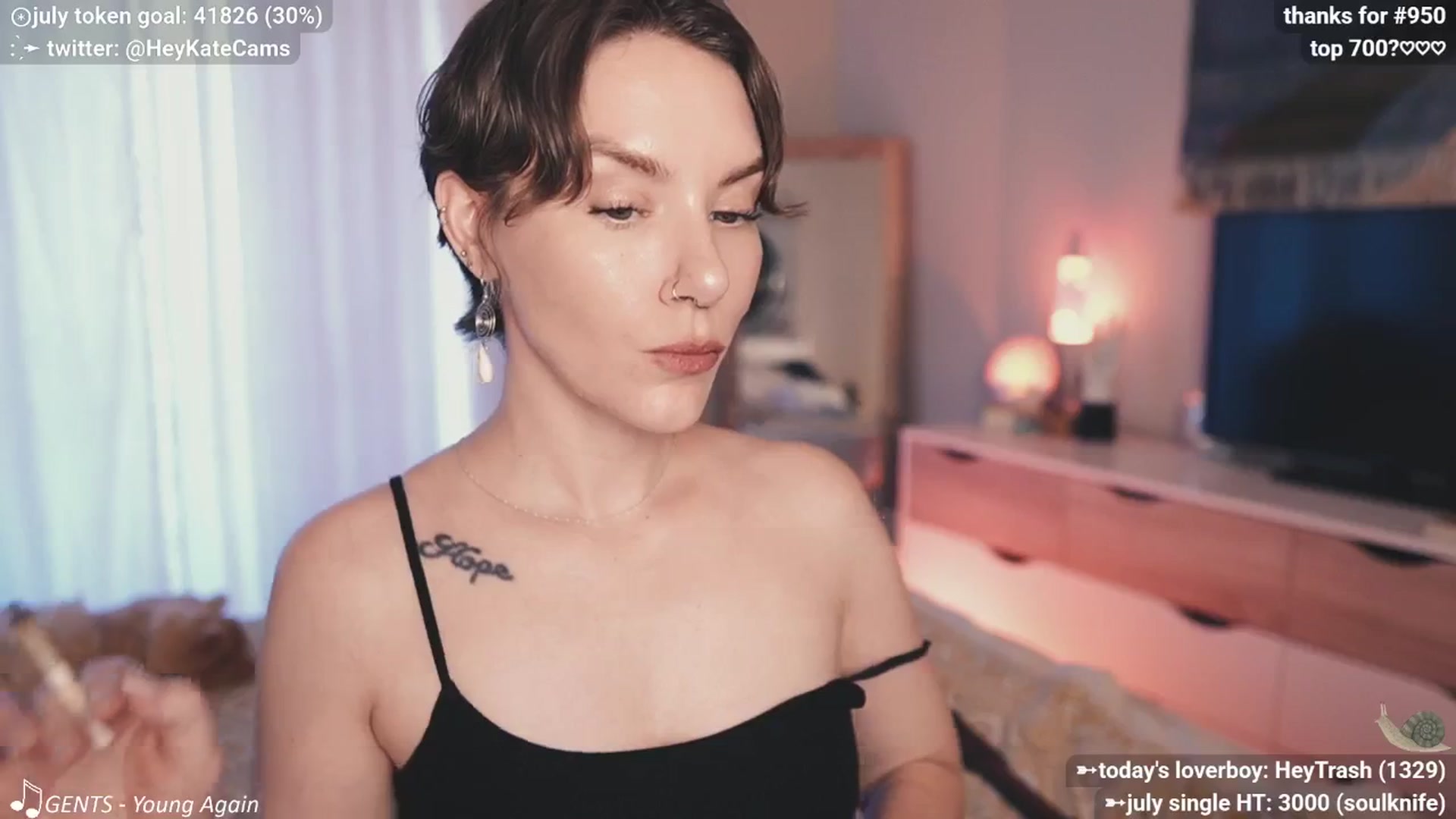 Gallery image thumbnail from HeyKate's myfreecams stream on, 07/12/2025, 03:34 image 8 of 20