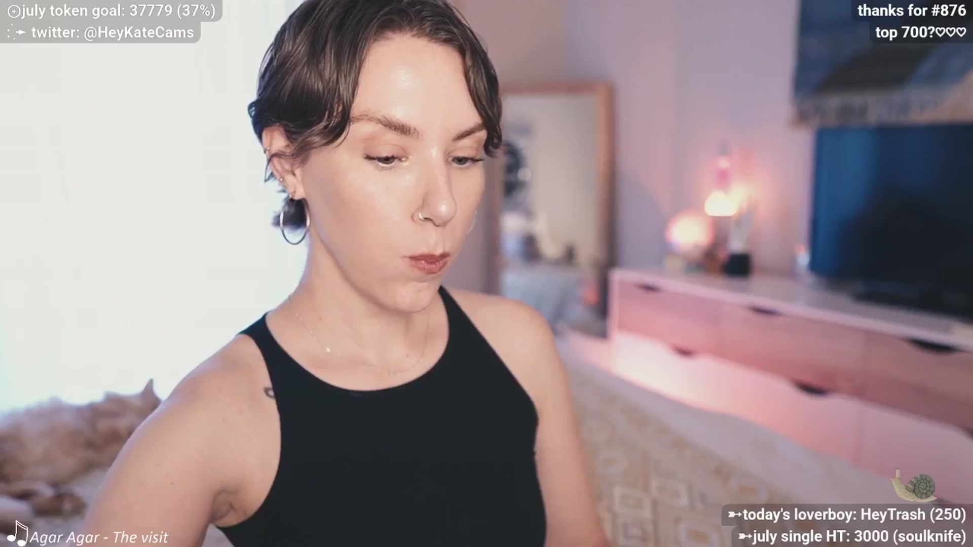 Gallery image thumbnail from HeyKate's myfreecams stream on, 07/13/2025, 24:01 image 13 of 20