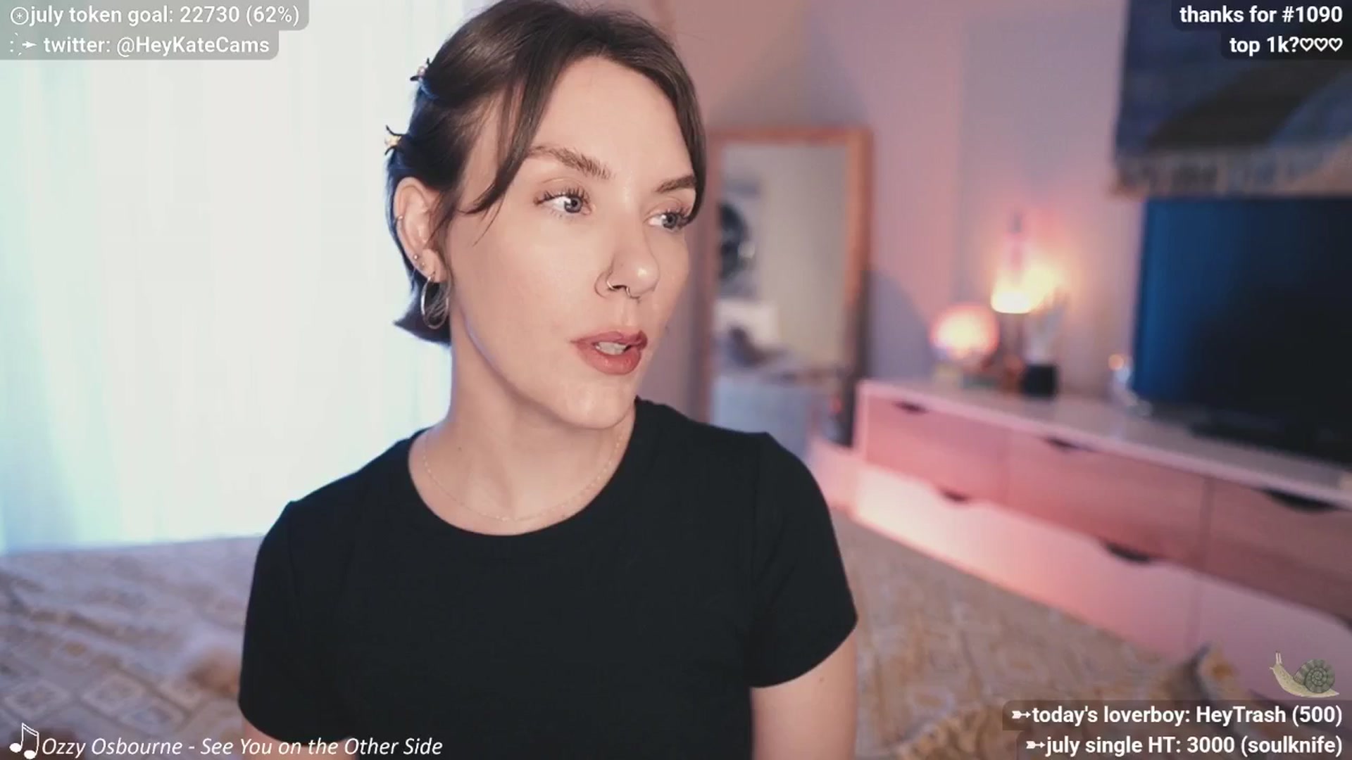 Gallery image thumbnail from HeyKate's myfreecams stream on, 07/25/2025, 02:20 image 3 of 20