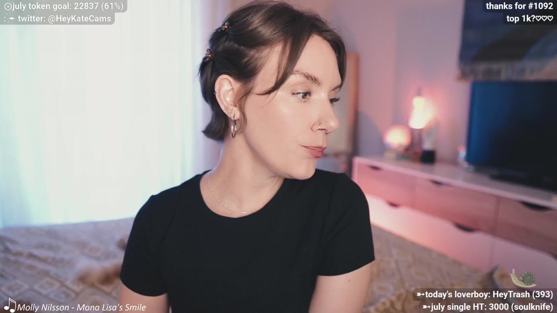 Gallery image thumbnail from HeyKate's myfreecams stream on, 07/25/2025, 02:20 image 2 of 20