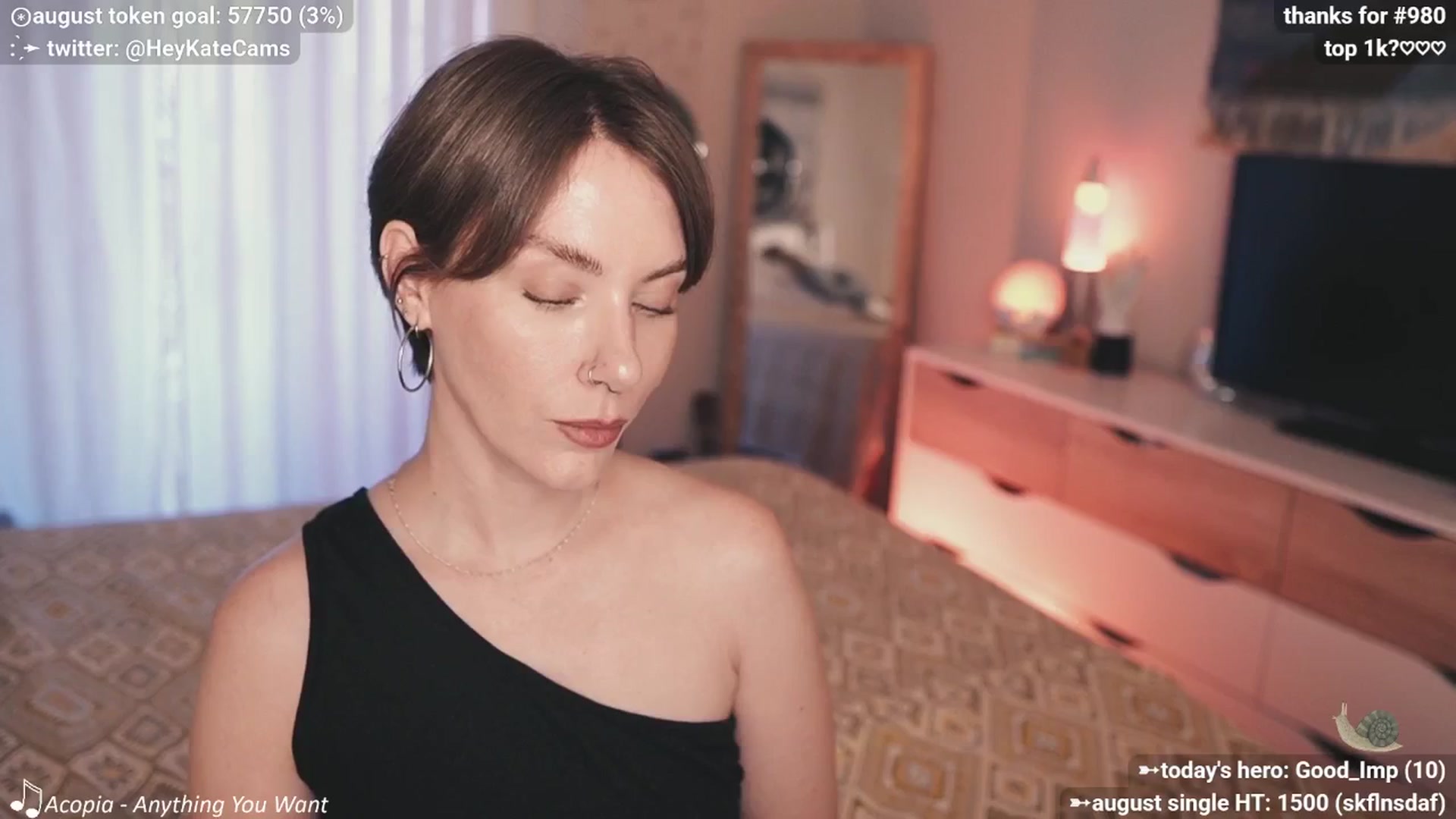 Gallery image thumbnail from HeyKate's myfreecams stream on, 08/03/2025, 03:55 image 11 of 20