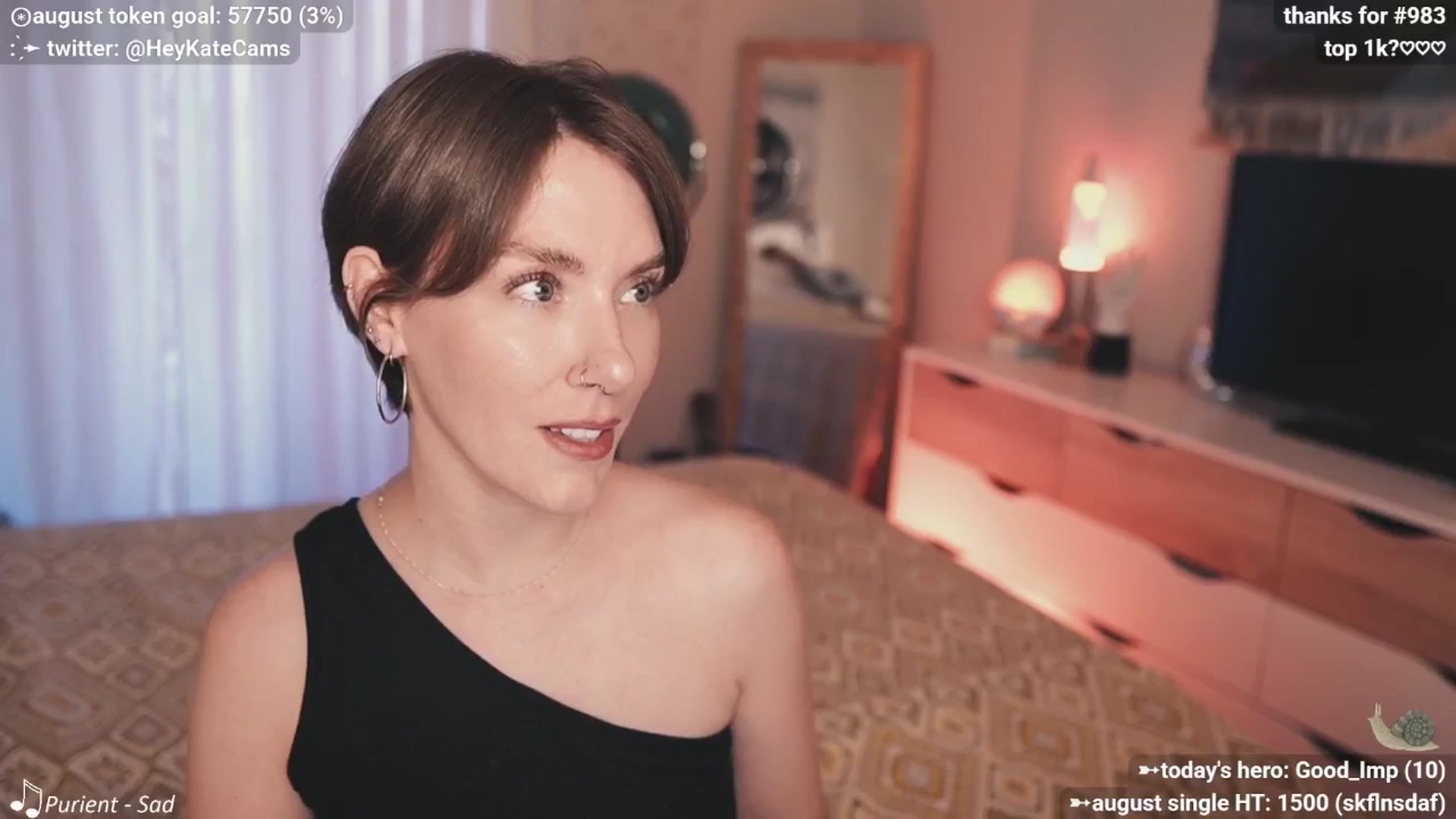 Gallery image thumbnail from HeyKate's myfreecams stream on, 08/03/2025, 03:55 image 12 of 20