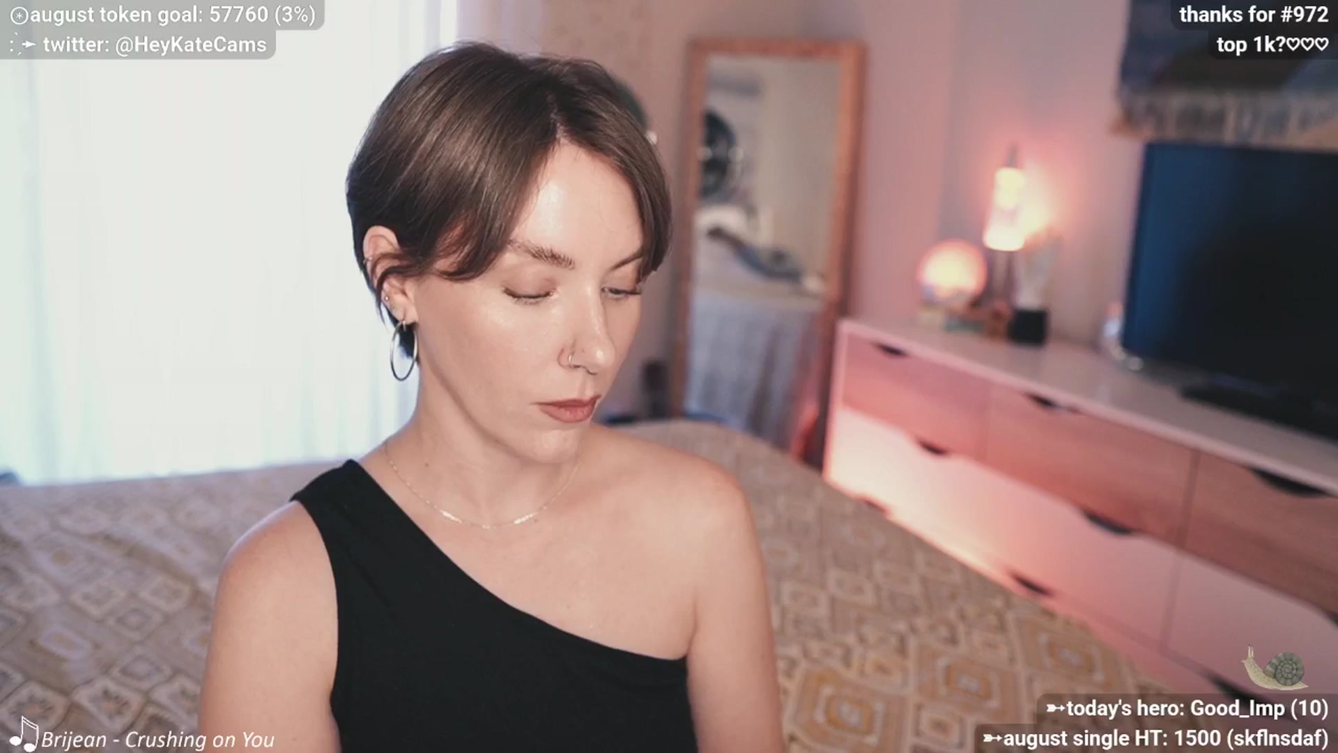 Gallery image thumbnail from HeyKate's myfreecams stream on, 08/03/2025, 03:55 image 7 of 20