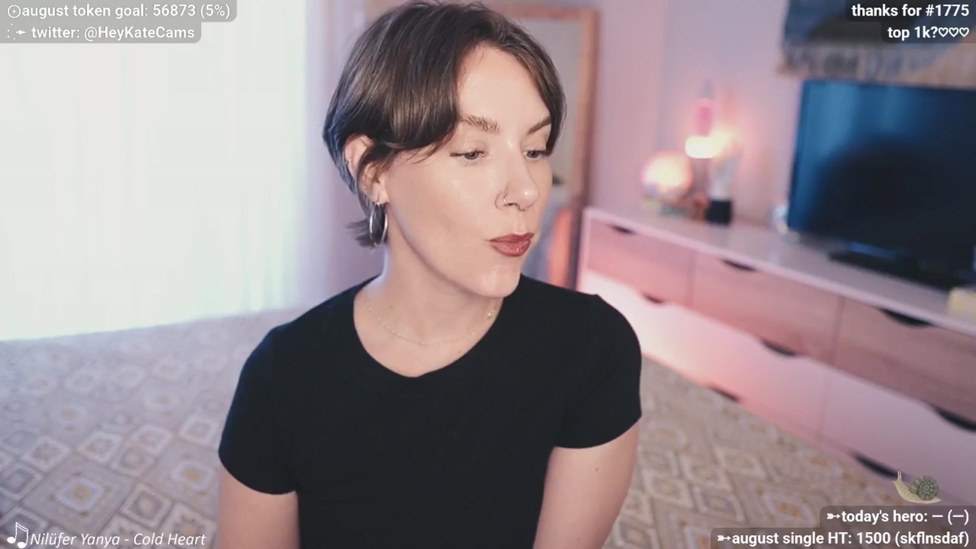 Gallery image thumbnail from HeyKate's myfreecams stream on, 08/07/2025, 02:01 image 1 of 20