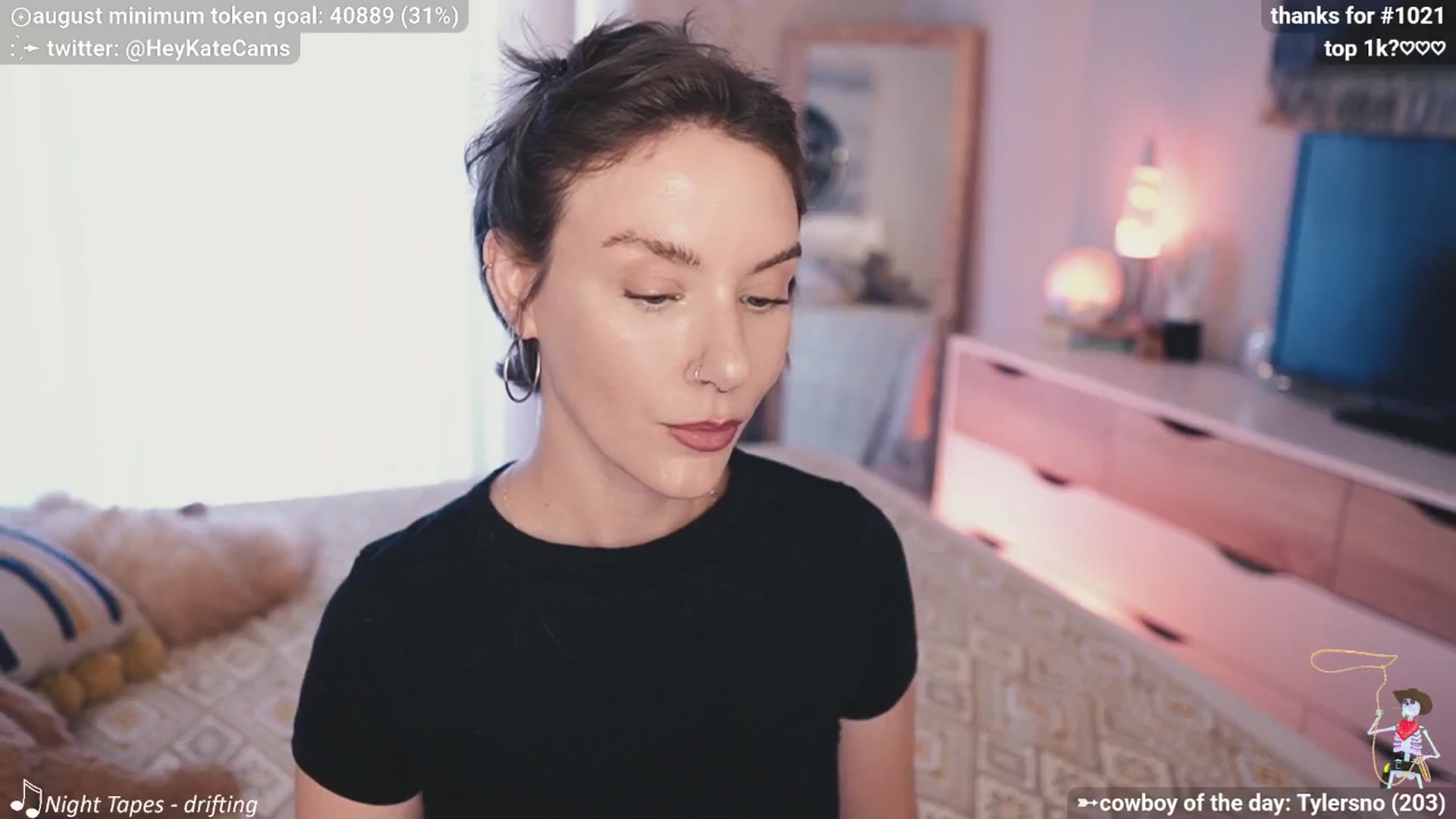 Gallery image thumbnail from HeyKate's myfreecams stream on, 08/14/2025, 23:49 image 15 of 20