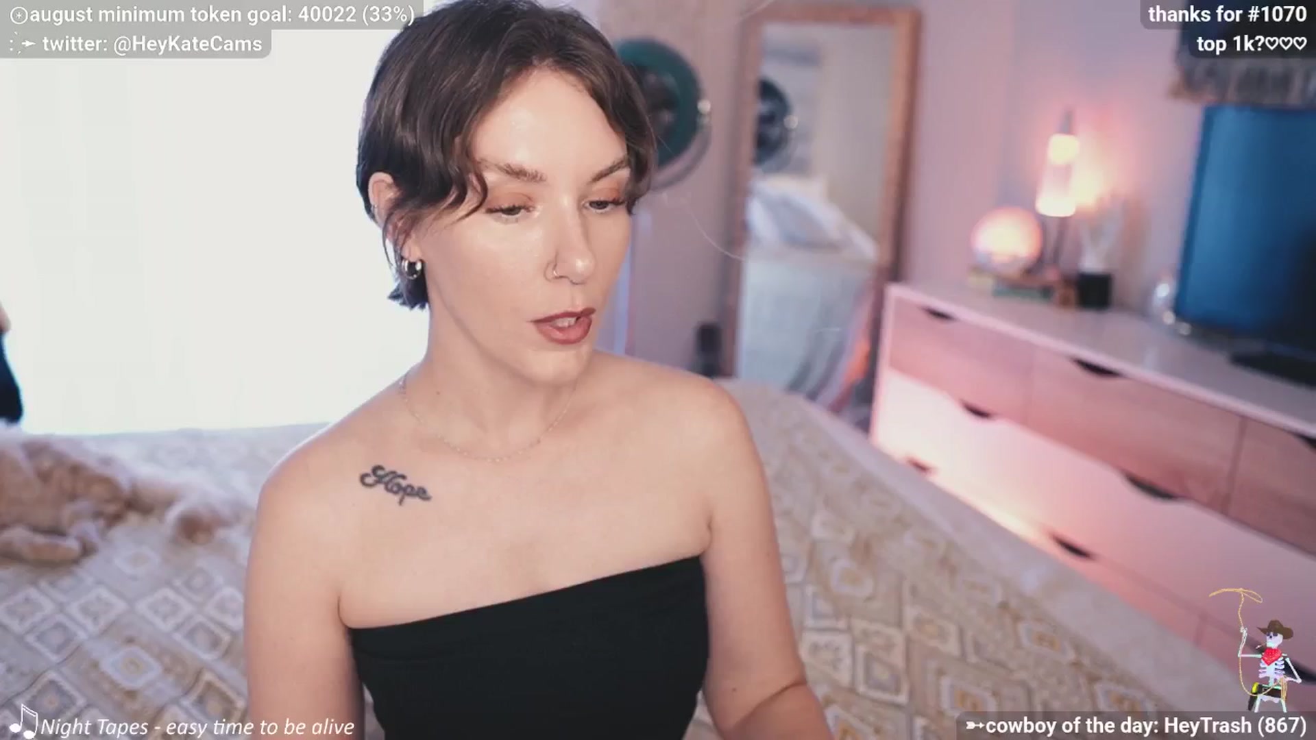 Gallery image thumbnail from HeyKate's myfreecams stream on, 08/16/2025, 02:25 image 4 of 20