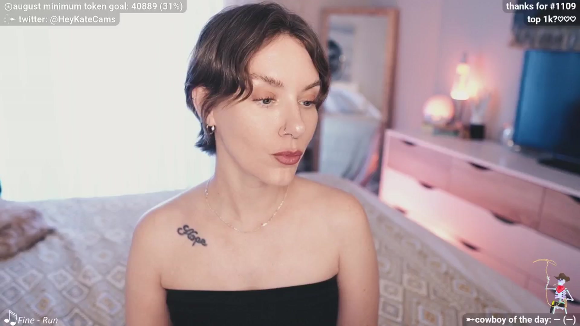 Gallery image thumbnail from HeyKate's myfreecams stream on, 08/16/2025, 02:25 image 1 of 20