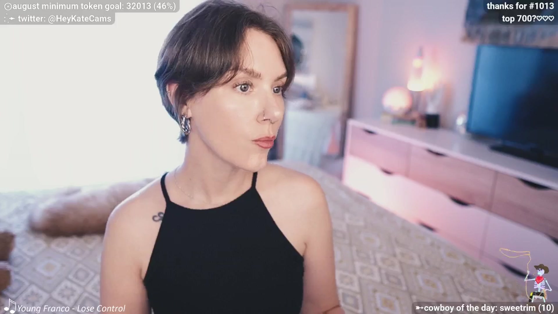 Gallery image thumbnail from HeyKate's myfreecams stream on, 08/19/2025, 23:43 image 19 of 20