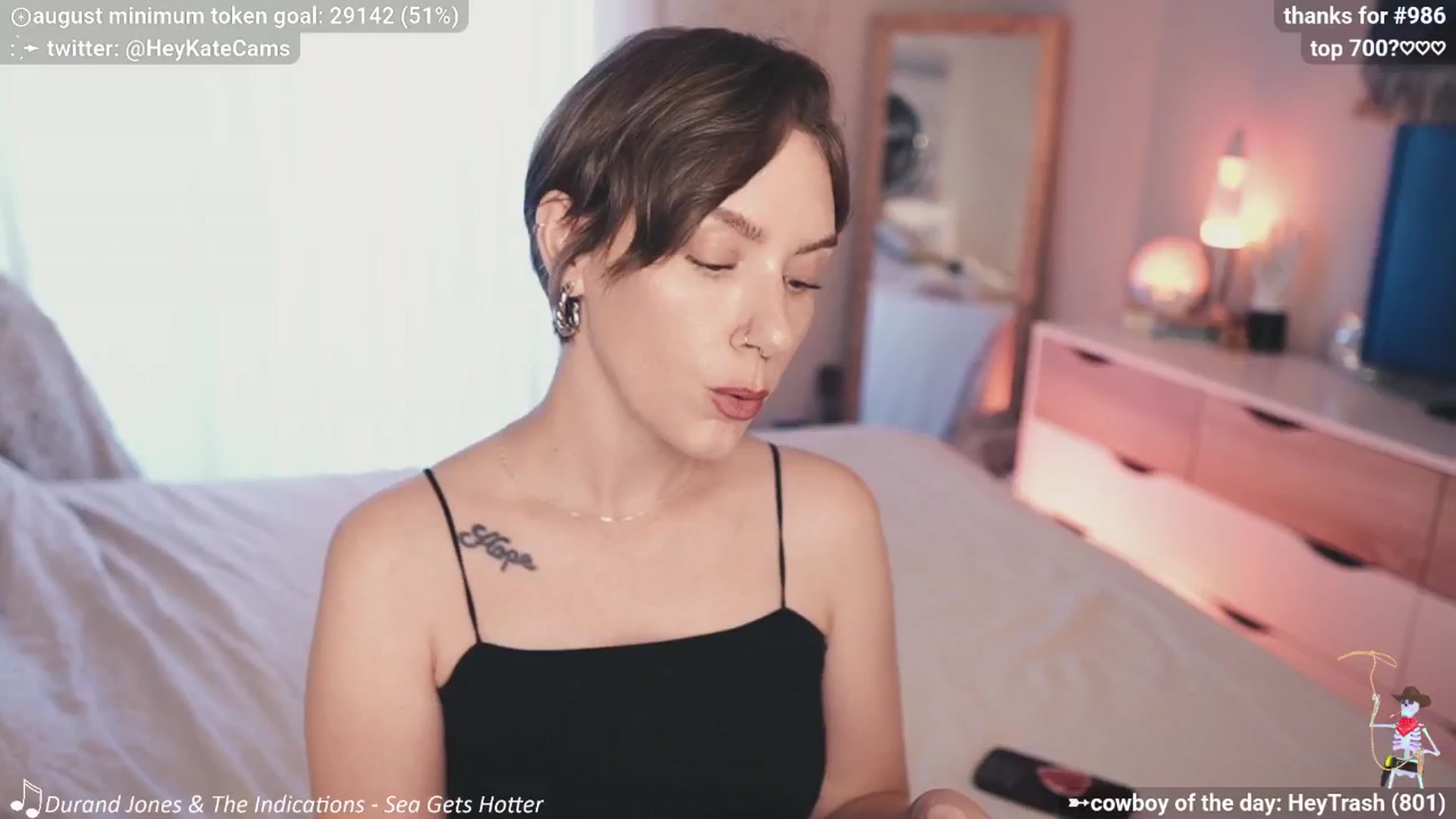 Gallery image thumbnail from HeyKate's myfreecams stream on, 08/22/2025, 02:04 image 18 of 20