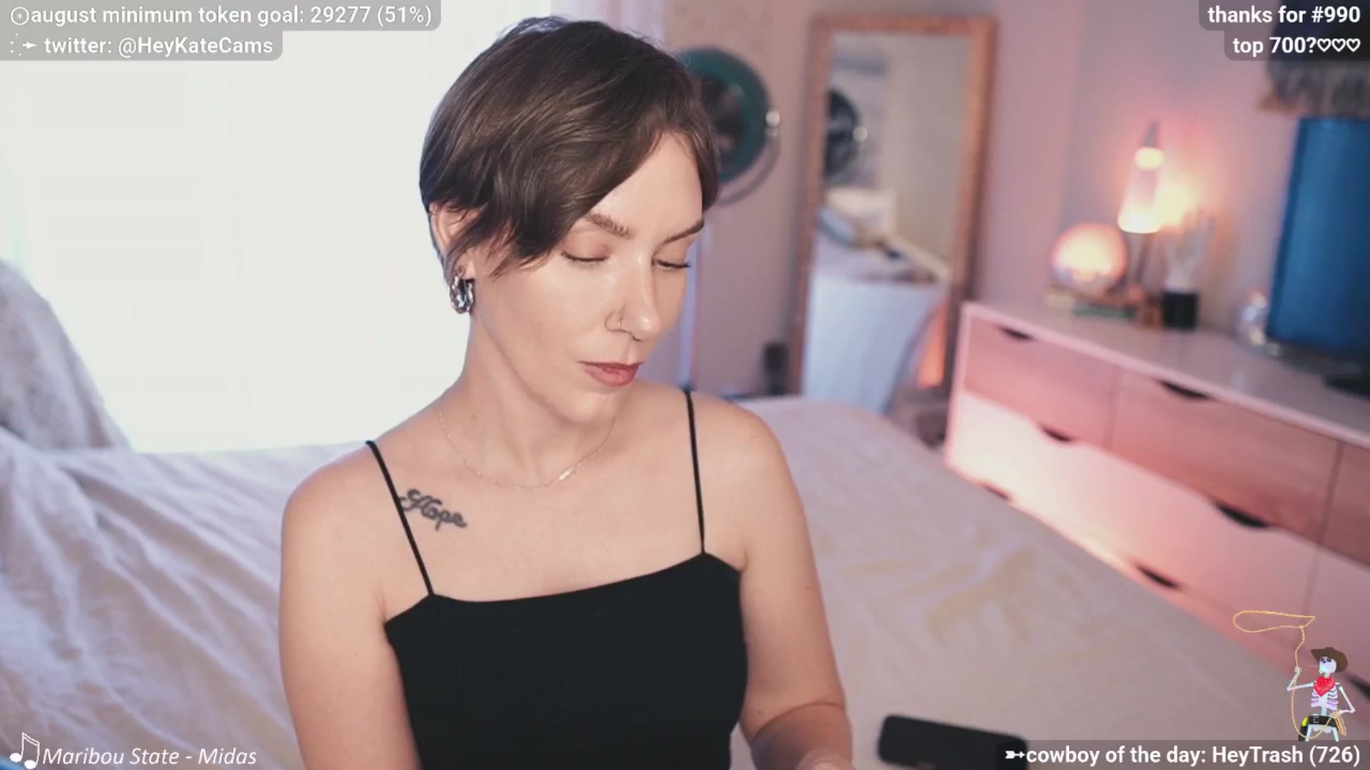 Gallery image thumbnail from HeyKate's myfreecams stream on, 08/22/2025, 02:04 image 9 of 20