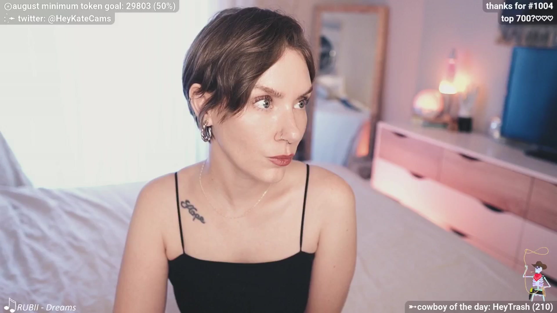 Gallery image thumbnail from HeyKate's myfreecams stream on, 08/22/2025, 02:04 image 3 of 20