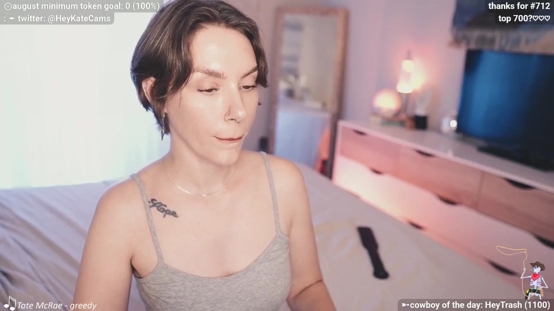Gallery image thumbnail from HeyKate's myfreecams stream on, 09/01/2025, 24:36 image 13 of 20