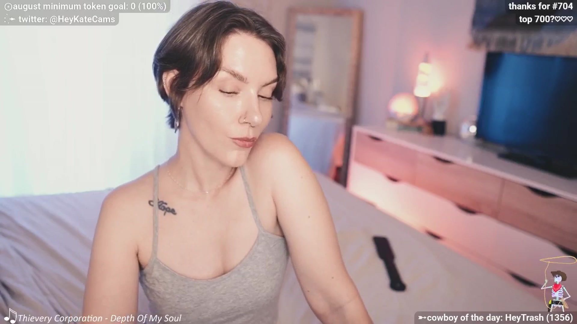 Gallery image thumbnail from HeyKate's myfreecams stream on, 09/01/2025, 24:36 image 15 of 20