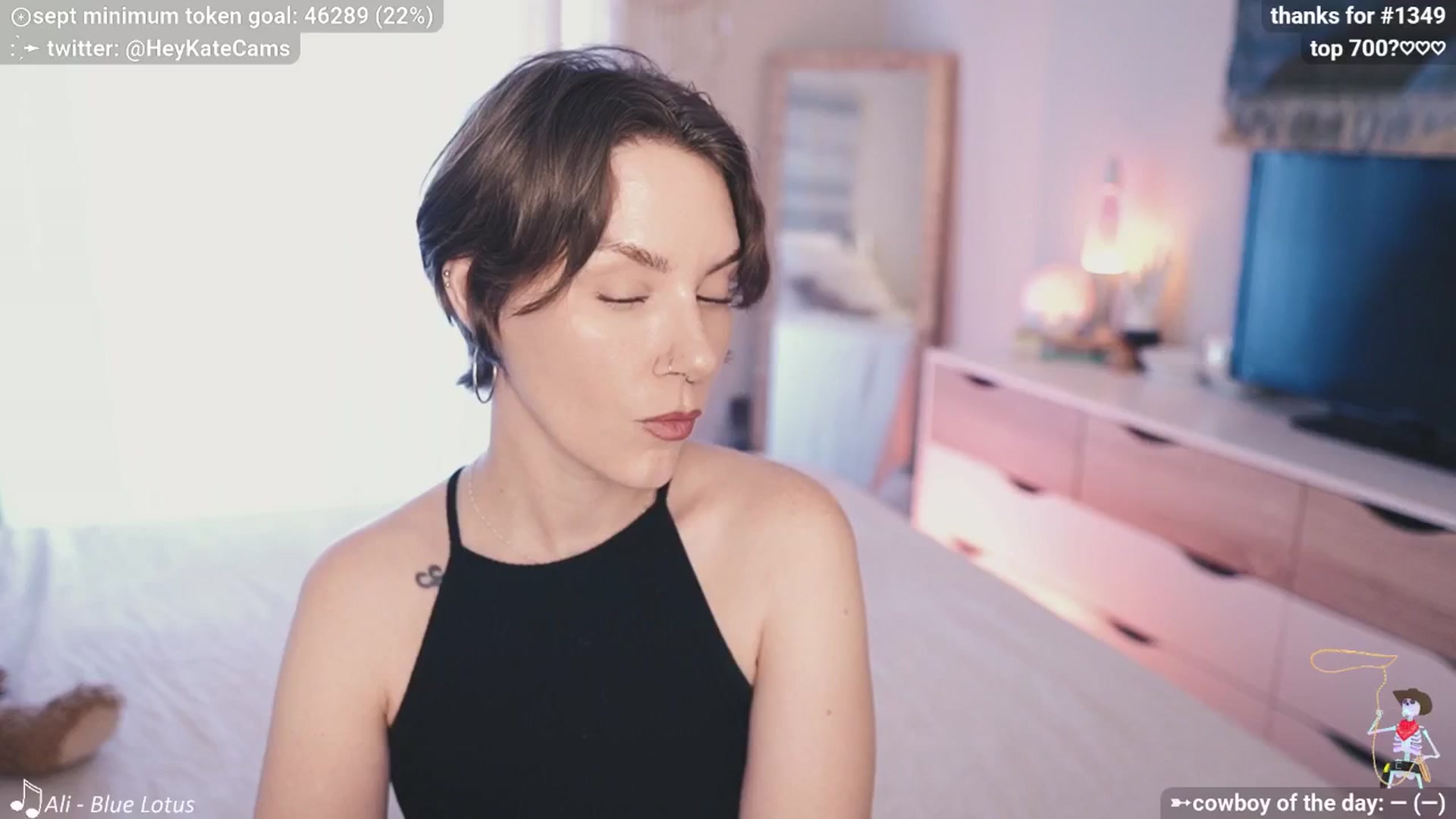 Gallery image thumbnail from HeyKate's myfreecams stream on, 09/12/2025, 24:00 image 3 of 20