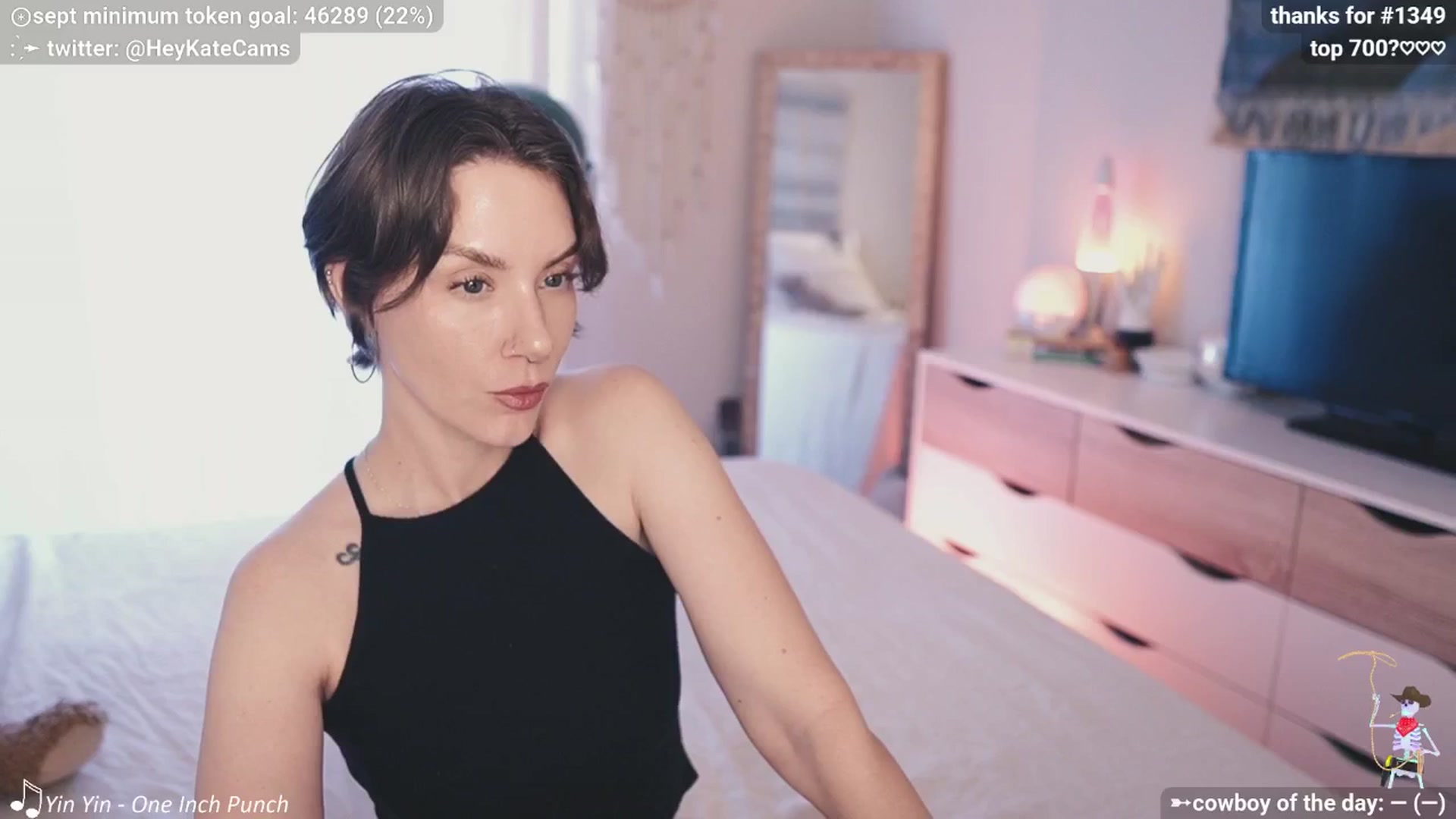 Gallery image thumbnail from HeyKate's myfreecams stream on, 09/12/2025, 24:00 image 7 of 20