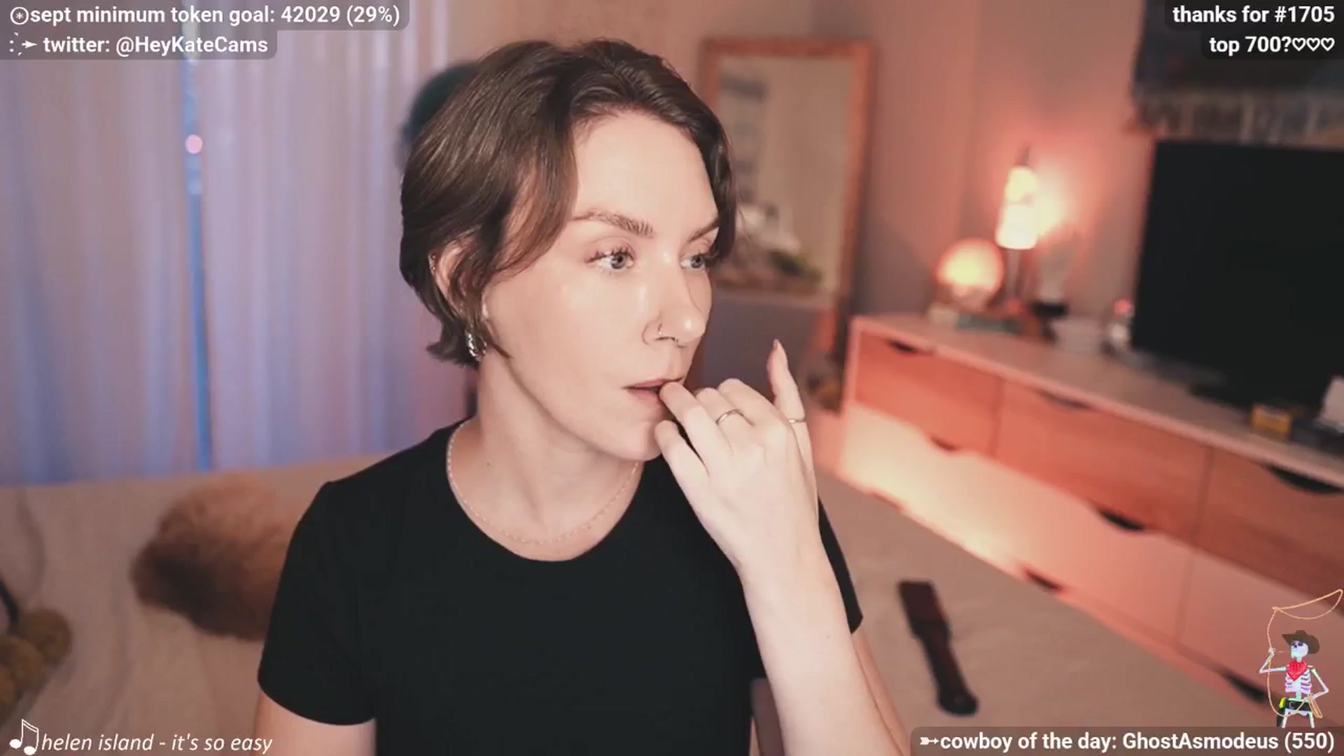 Gallery image thumbnail from HeyKate's myfreecams stream on, 09/19/2025, 02:14 image 18 of 20