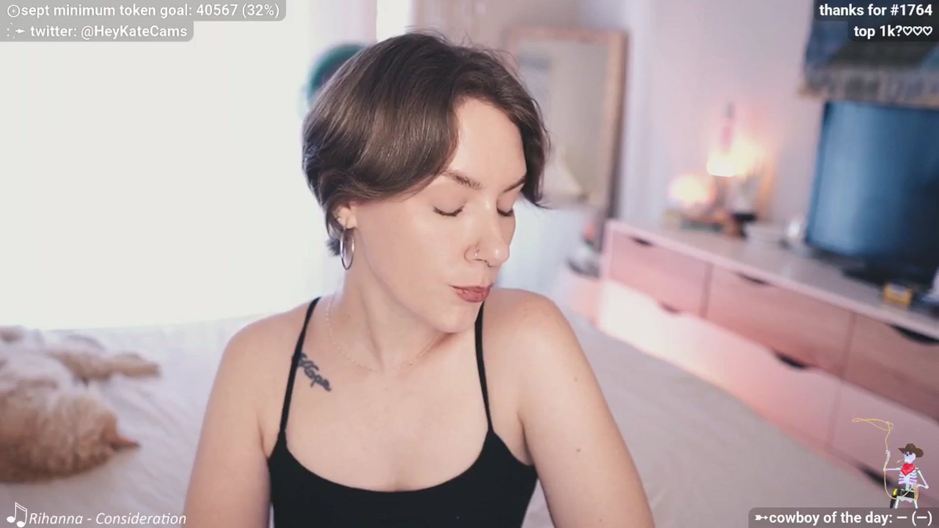 Gallery image thumbnail from HeyKate's myfreecams stream on, 09/21/2025, 23:47 image 9 of 20