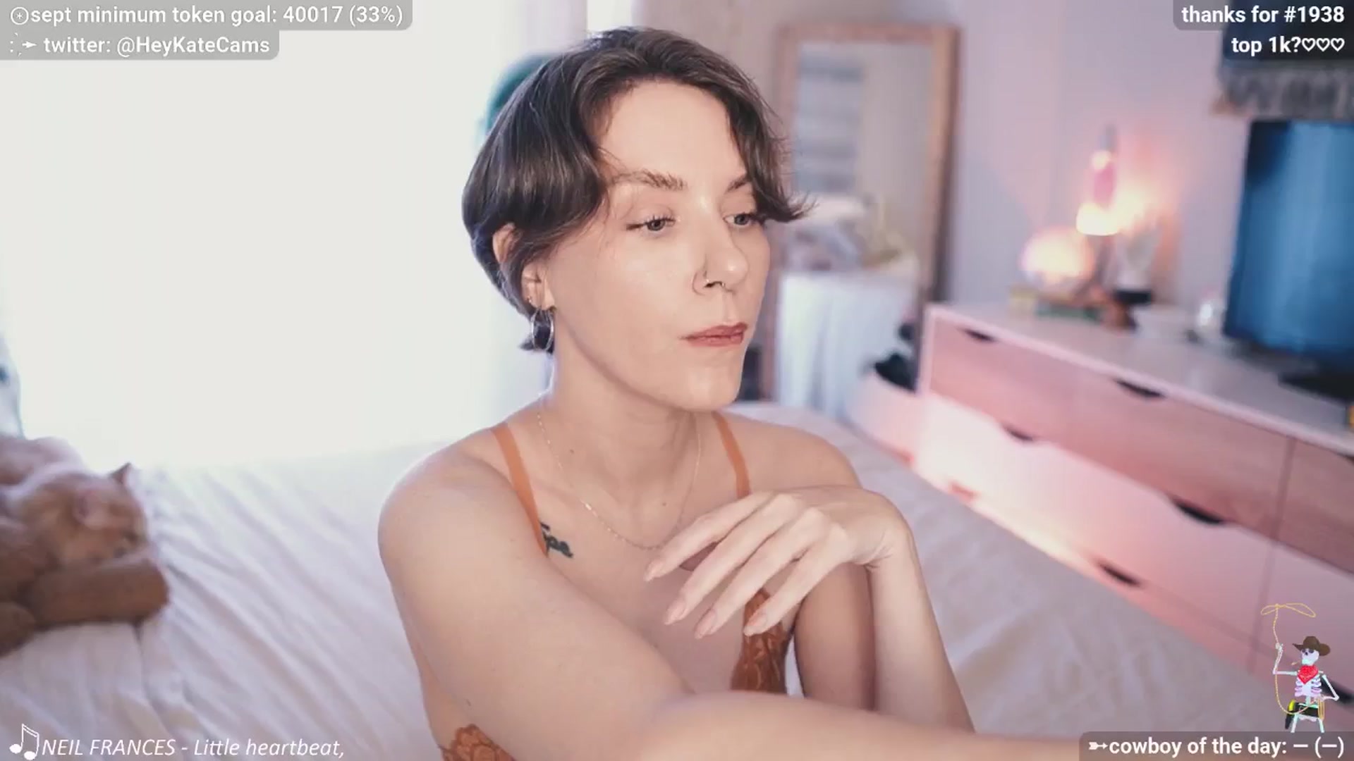 Gallery image thumbnail from HeyKate's myfreecams stream on, 09/25/2025, 23:27 image 17 of 20