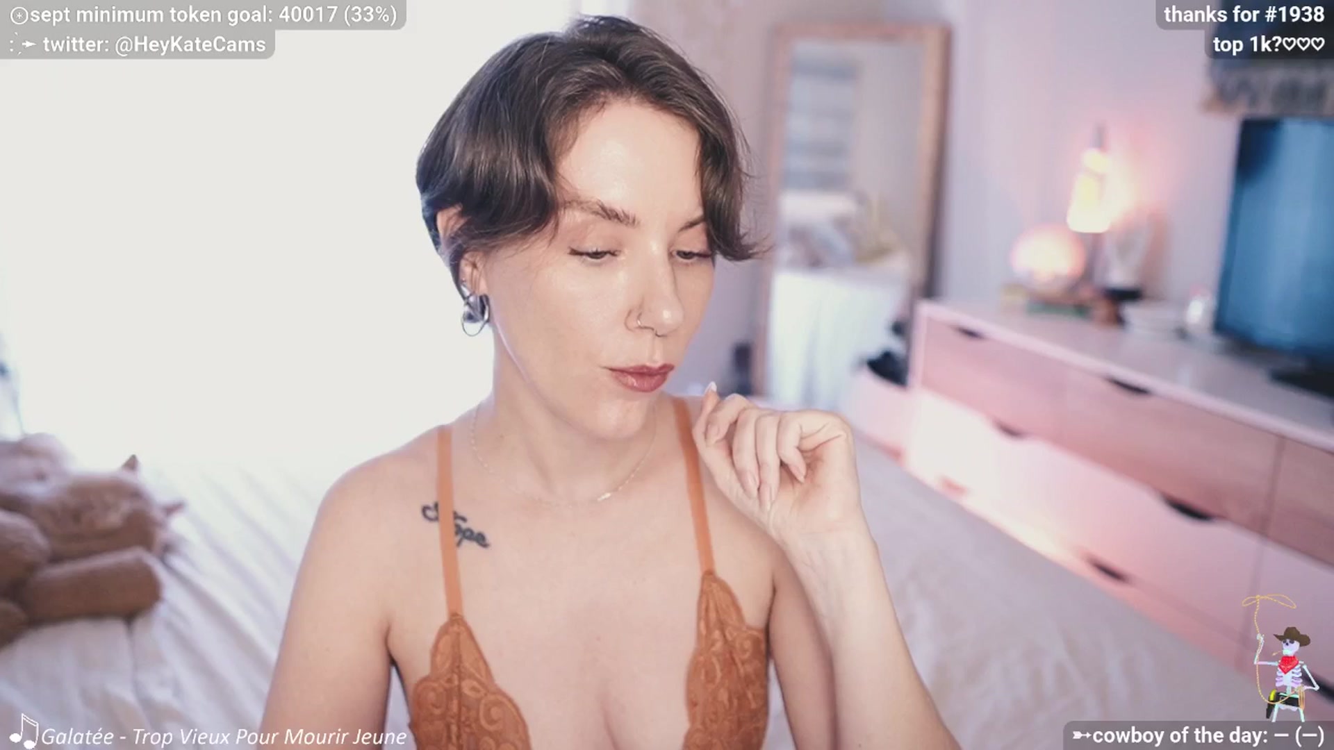 Gallery image thumbnail from HeyKate's myfreecams stream on, 09/25/2025, 23:54 image 3 of 20