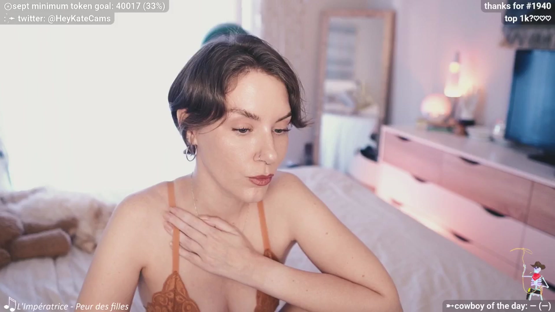 Gallery image thumbnail from HeyKate's myfreecams stream on, 09/25/2025, 23:54 image 16 of 20