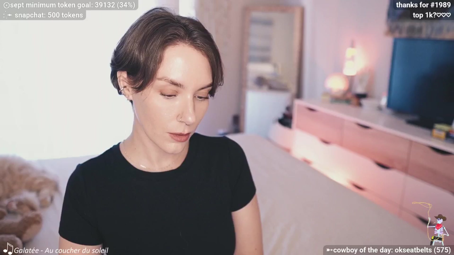 Gallery image thumbnail from HeyKate's myfreecams stream on, 09/28/2025, 02:16 image 6 of 20