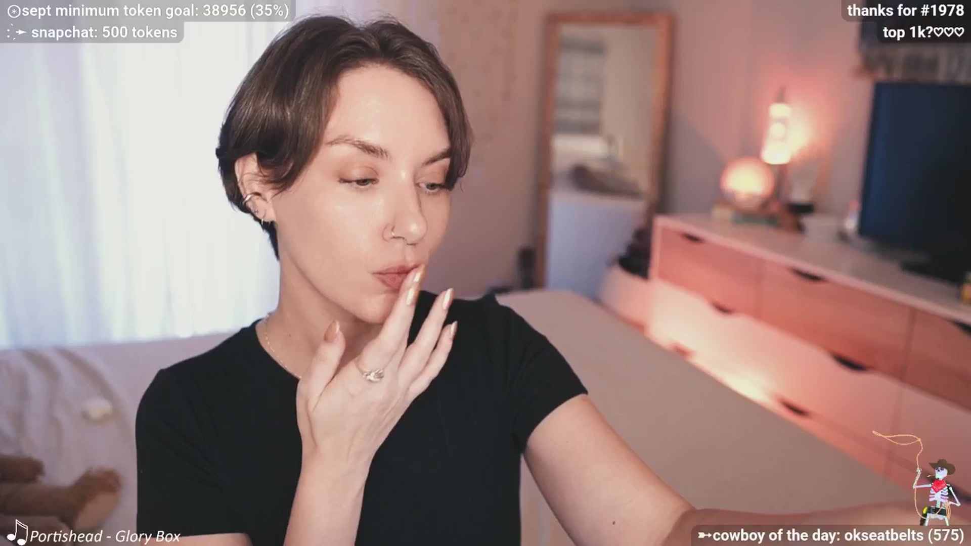 Gallery image thumbnail from HeyKate's myfreecams stream on, 09/28/2025, 02:16 image 15 of 20