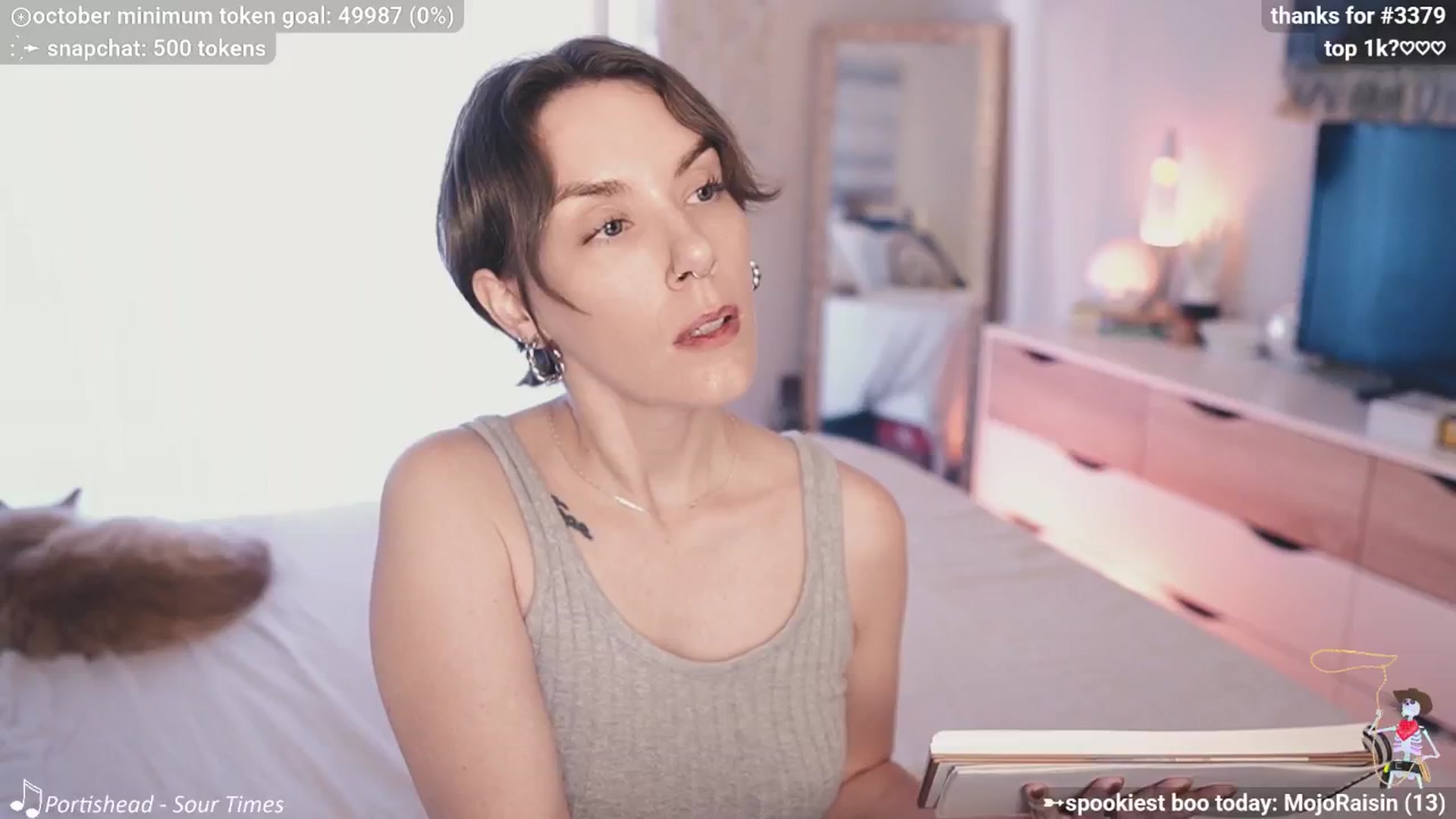 Gallery image thumbnail from HeyKate's myfreecams stream on, 10/02/2025, 24:02 image 14 of 20