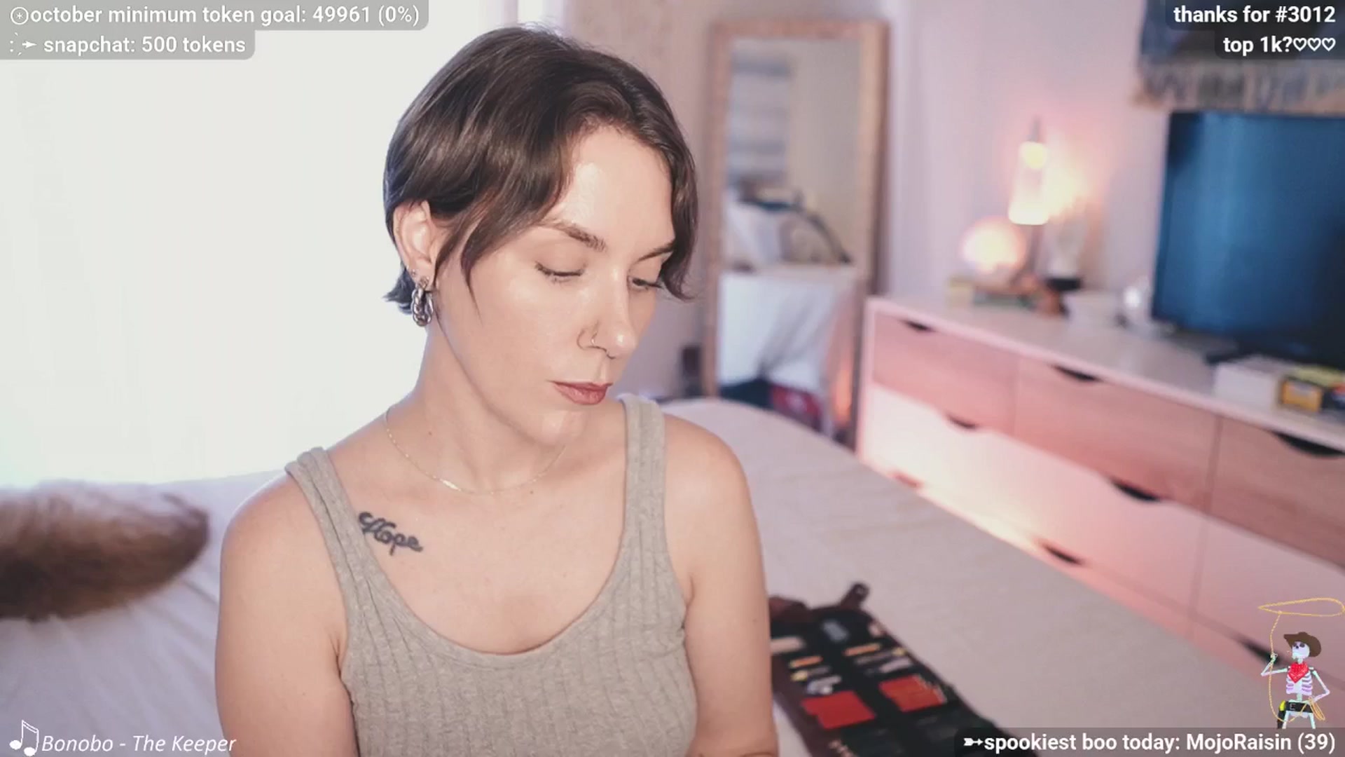 Gallery image thumbnail from HeyKate's myfreecams stream on, 10/02/2025, 24:14 image 10 of 20