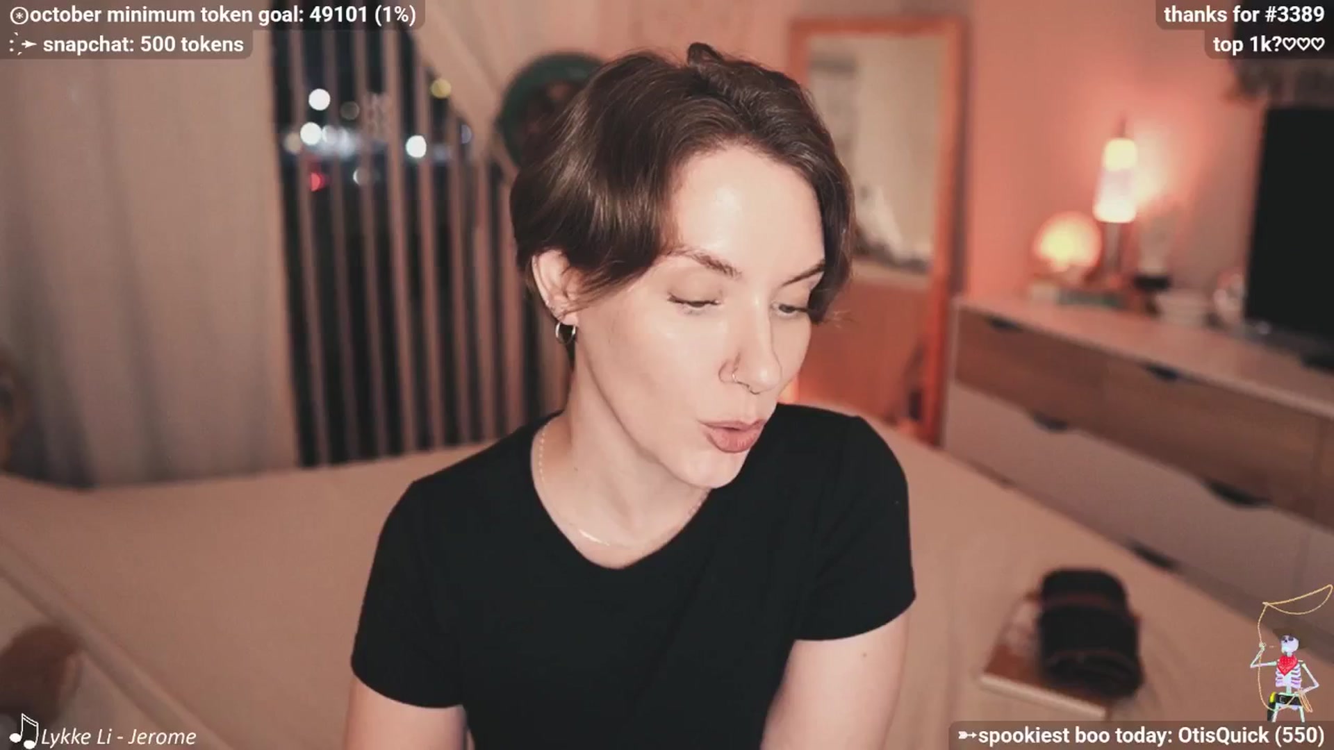 Gallery image thumbnail from HeyKate's myfreecams stream on, 10/04/2025, 02:50 image 12 of 20
