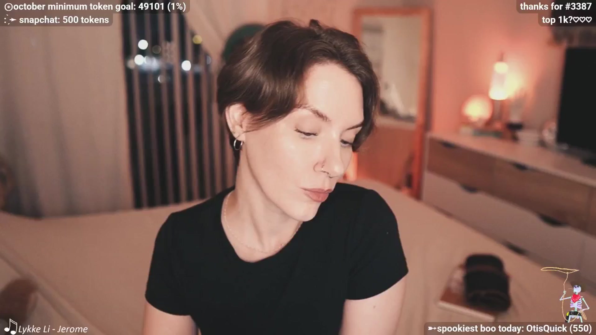 Gallery image thumbnail from HeyKate's myfreecams stream on, 10/04/2025, 02:50 image 11 of 20