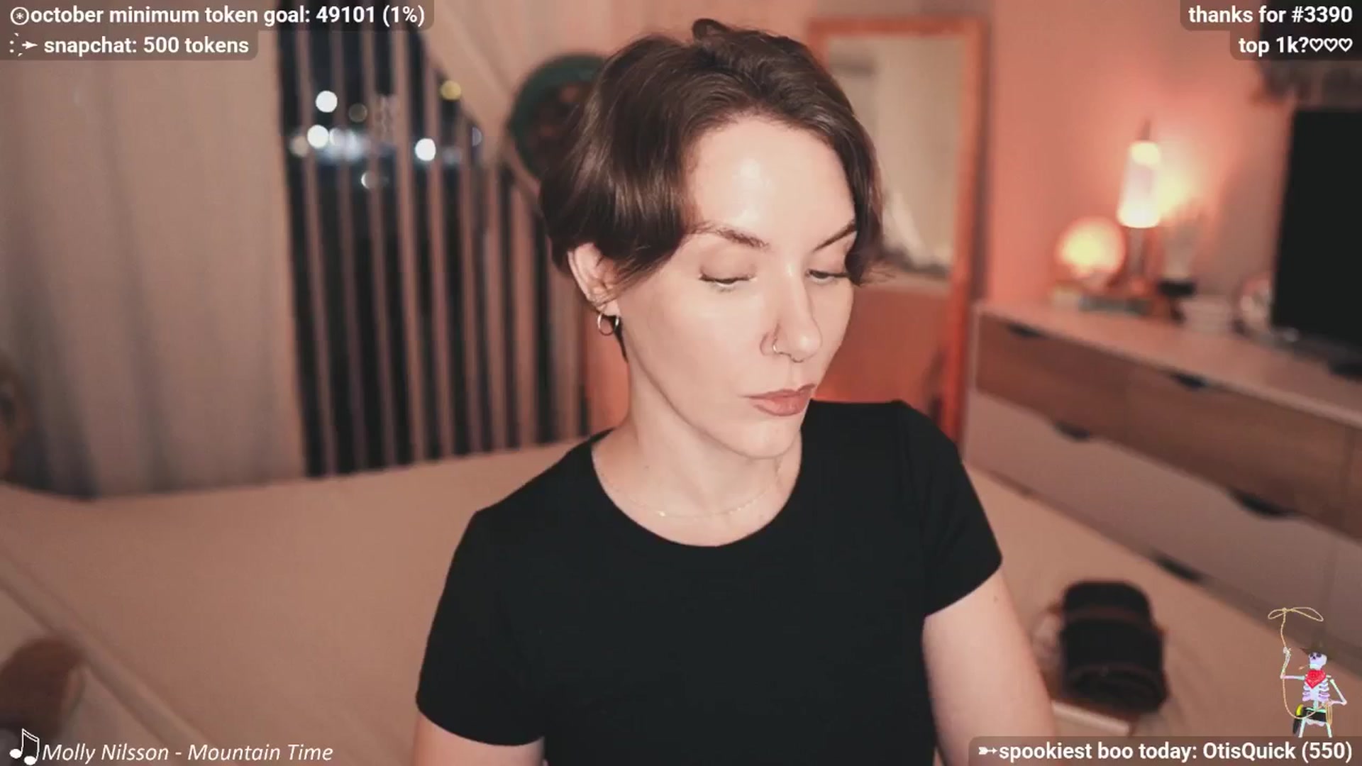 Gallery image thumbnail from HeyKate's myfreecams stream on, 10/04/2025, 02:50 image 13 of 20