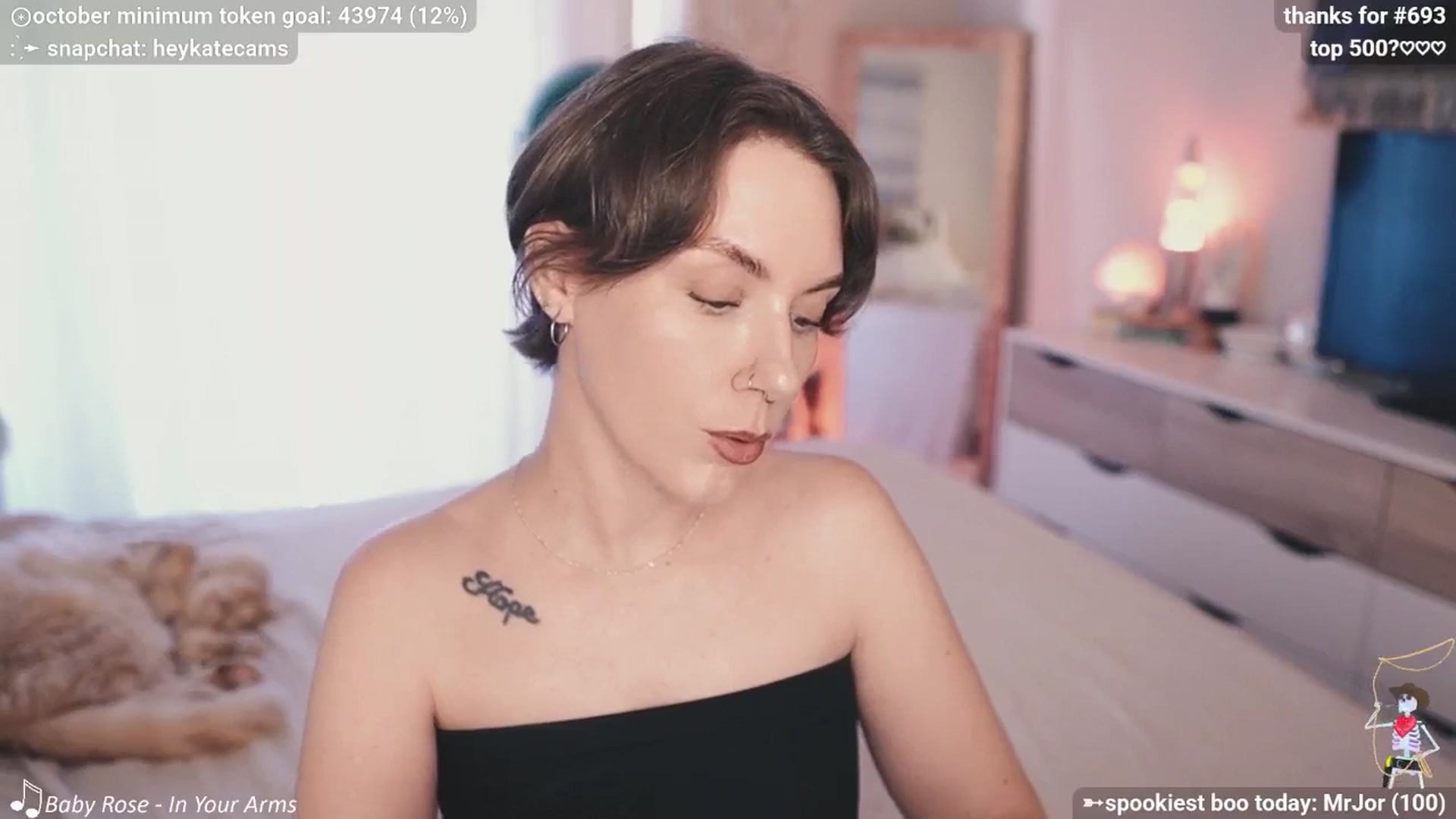 Gallery image thumbnail from HeyKate's myfreecams stream on, 10/06/2025, 24:58 image 15 of 20