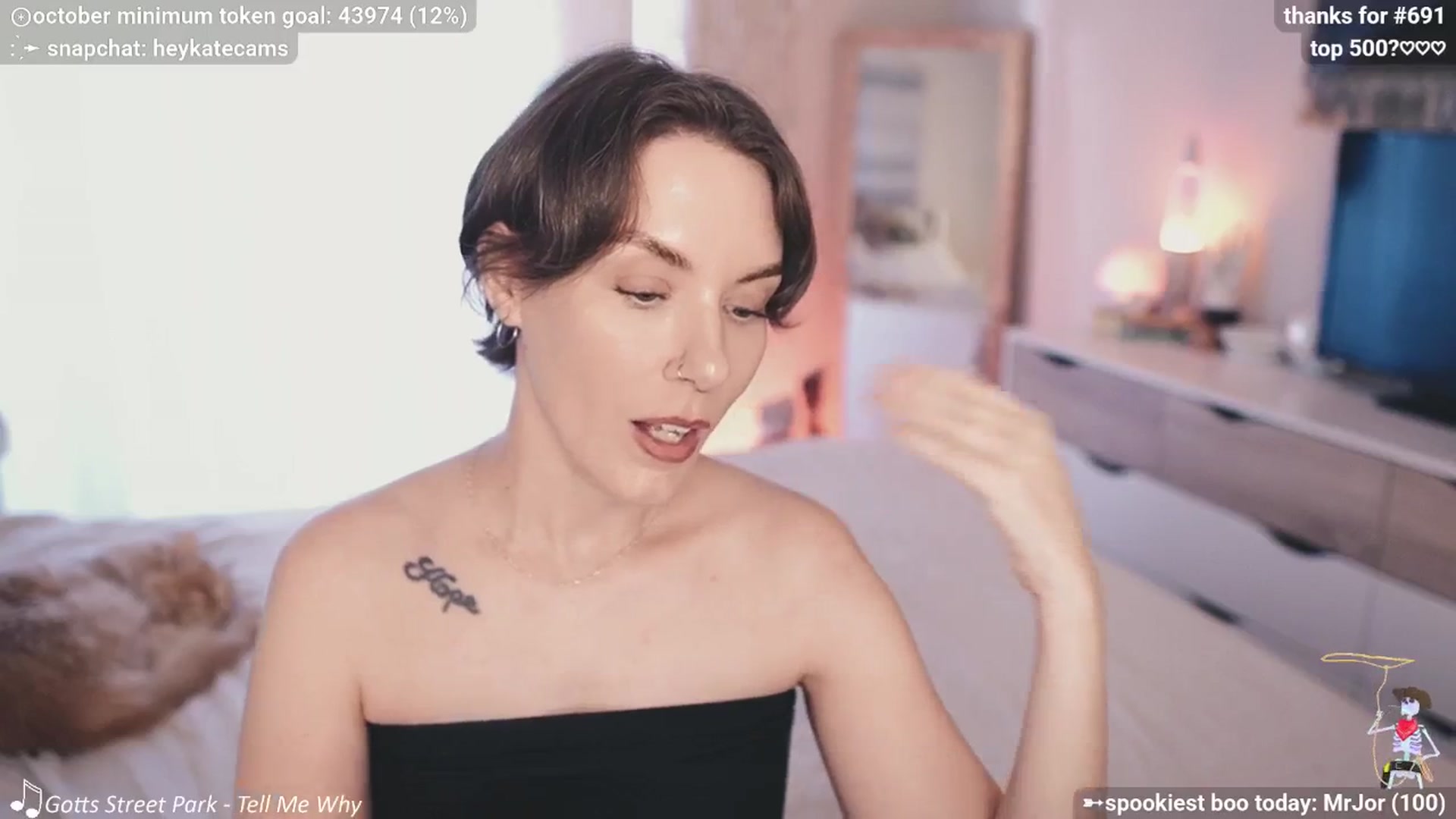 Gallery image thumbnail from HeyKate's myfreecams stream on, 10/06/2025, 24:58 image 10 of 20