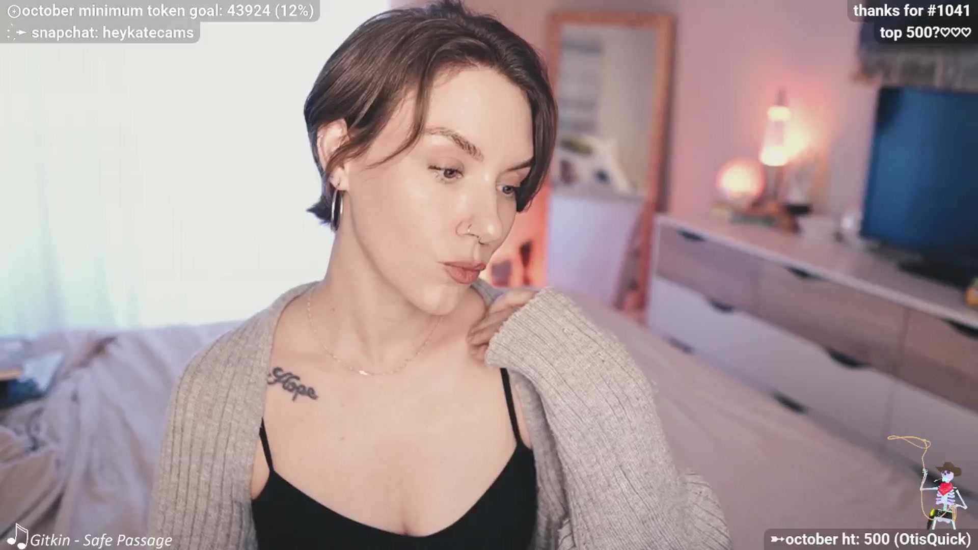 Gallery image thumbnail from HeyKate's myfreecams stream on, 10/09/2025, 02:33 image 1 of 20
