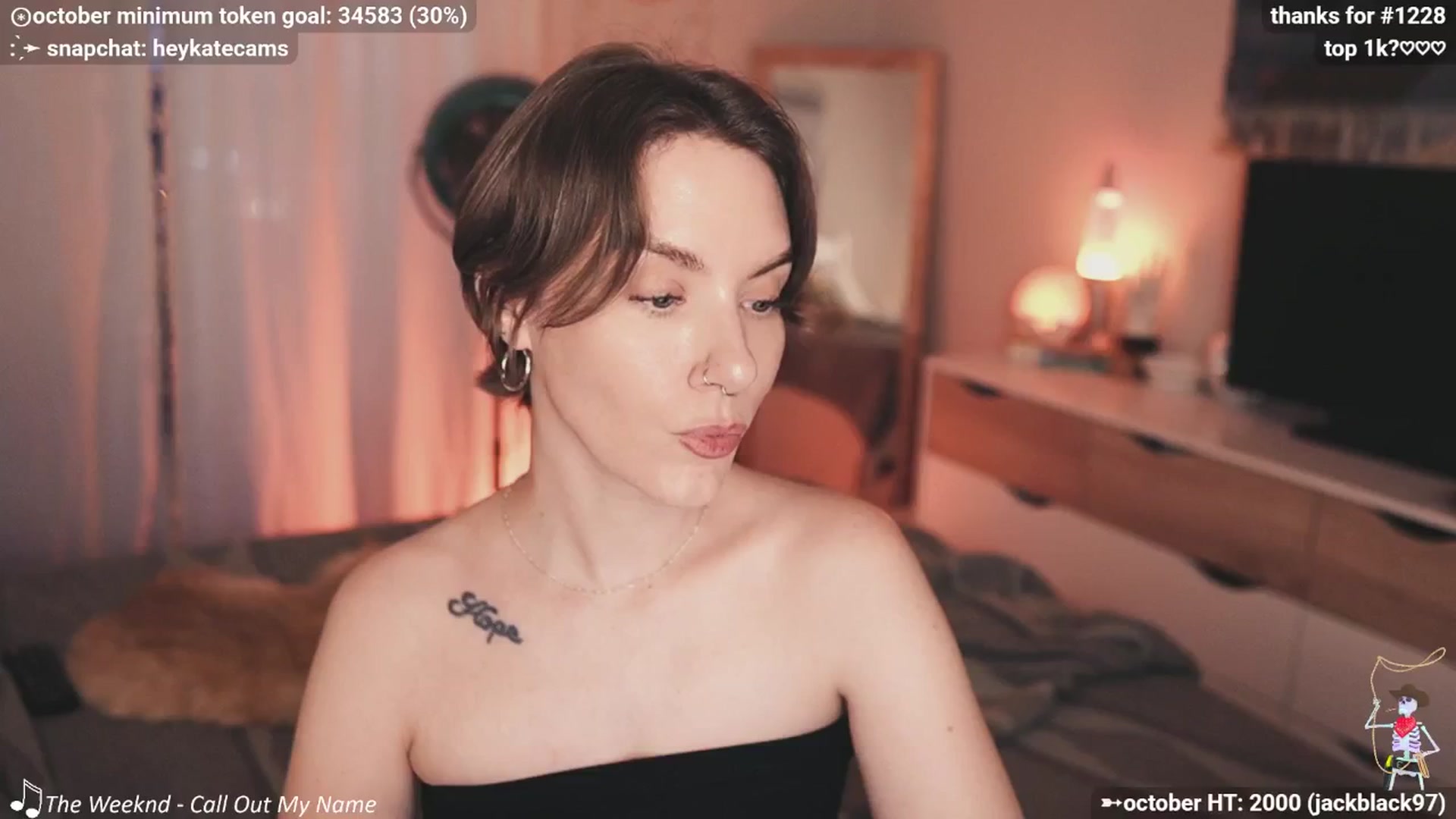 Gallery image thumbnail from HeyKate's myfreecams stream on, 10/17/2025, 01:52 image 16 of 20