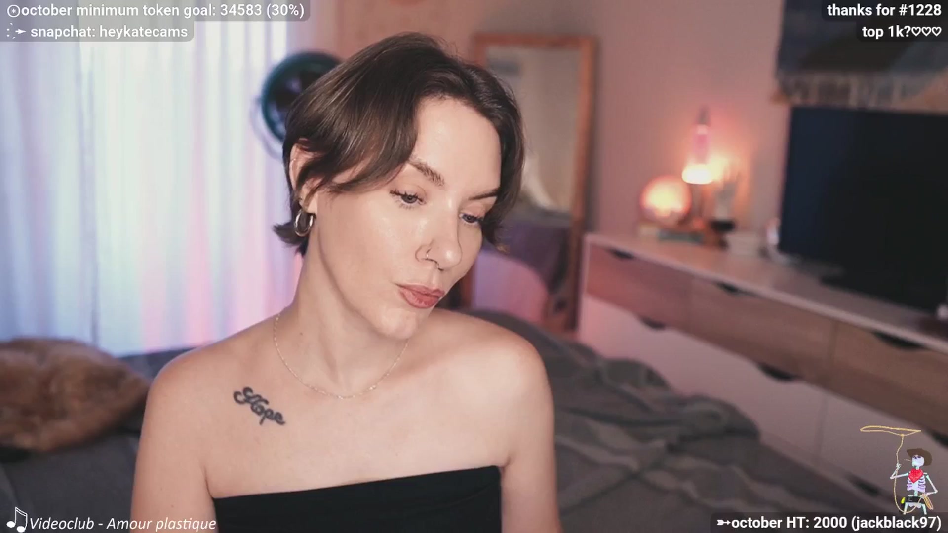 Gallery image thumbnail from HeyKate's myfreecams stream on, 10/17/2025, 01:52 image 6 of 20