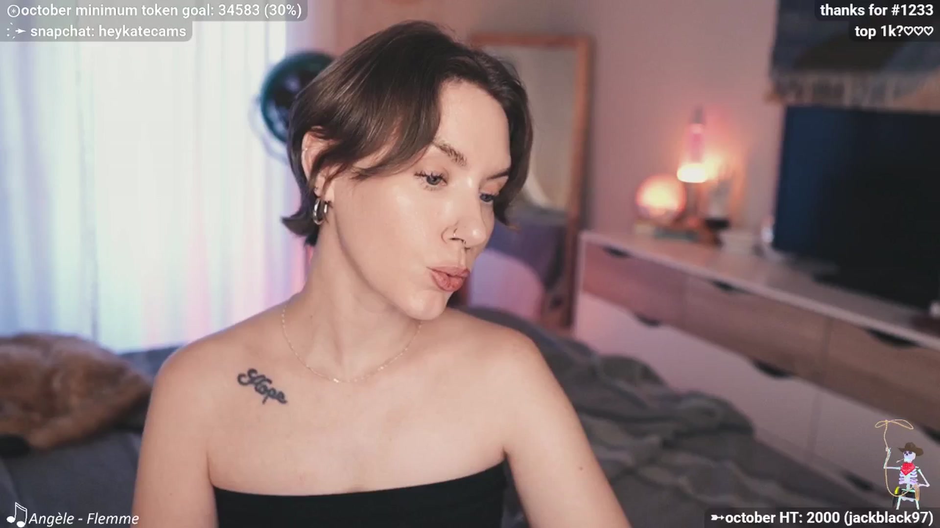 Gallery image thumbnail from HeyKate's myfreecams stream on, 10/17/2025, 01:52 image 4 of 20