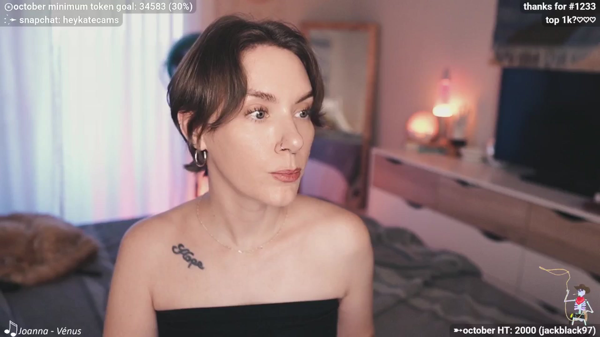 Gallery image thumbnail from HeyKate's myfreecams stream on, 10/17/2025, 01:52 image 5 of 20