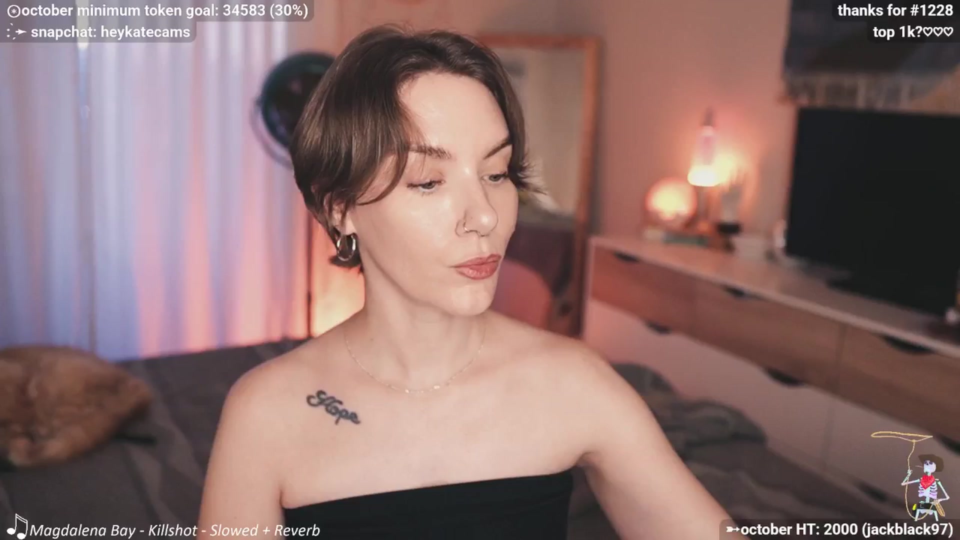 Gallery image thumbnail from HeyKate's myfreecams stream on, 10/17/2025, 01:52 image 10 of 20